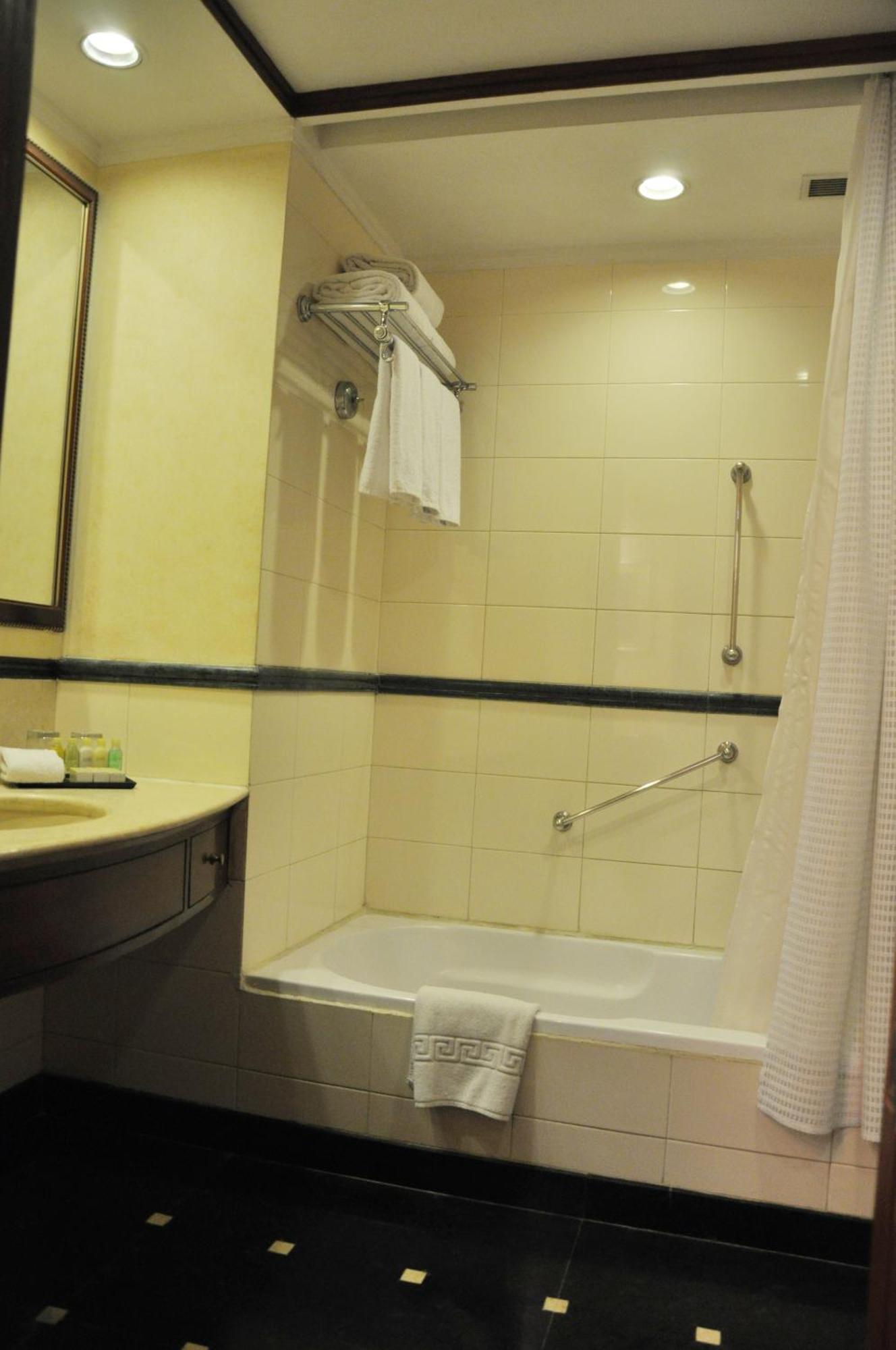 Superior Double or Twin Room INR 500 Hotel Credit redeemable on Food & Soft Beverages | on Spa | 3 hrs early check late check-out subject to availability