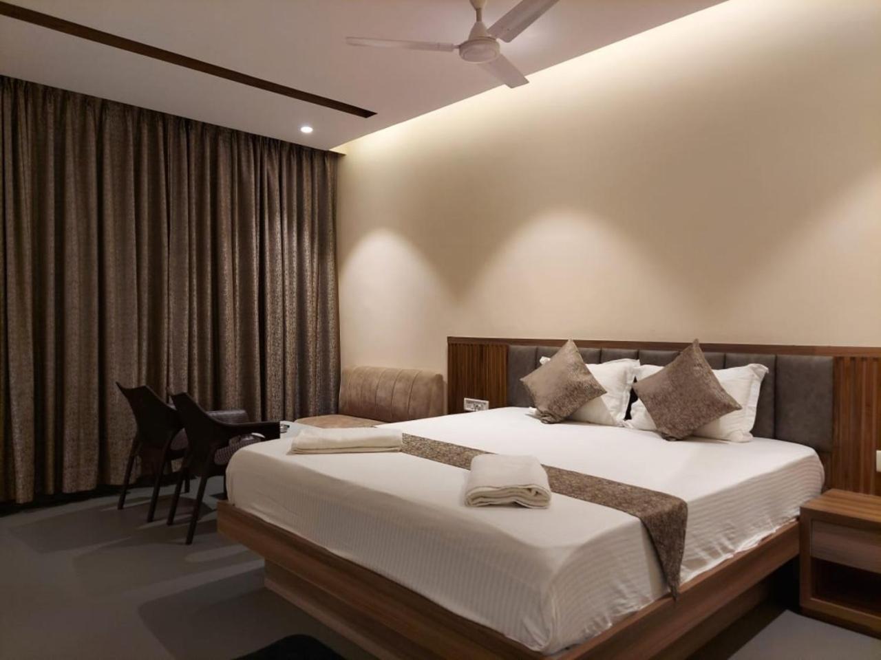 Super Deluxe Room