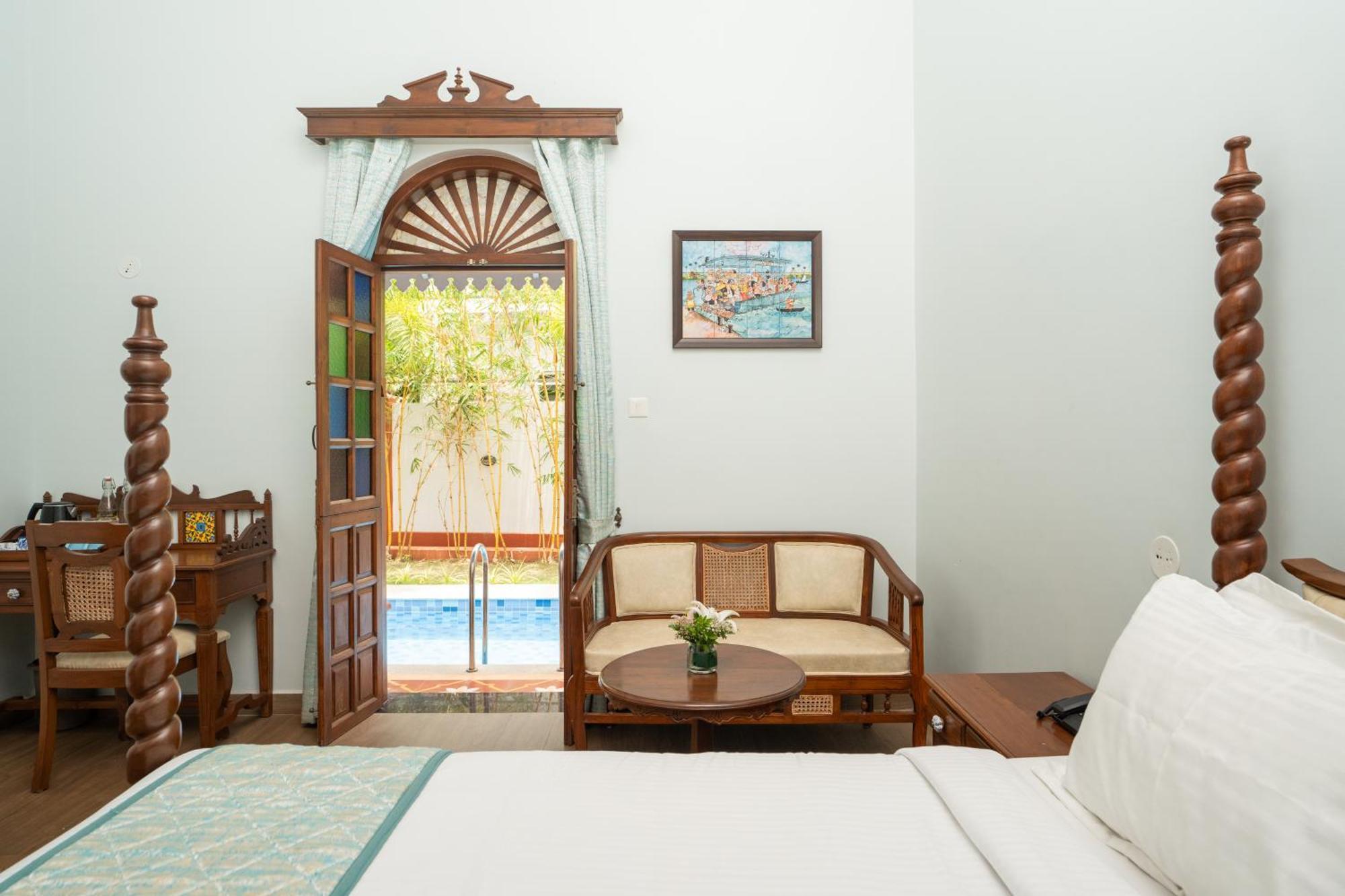 King Room Pool View
