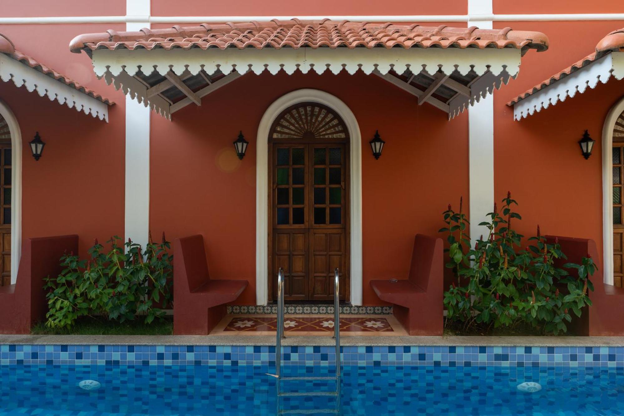 King Room Pool View