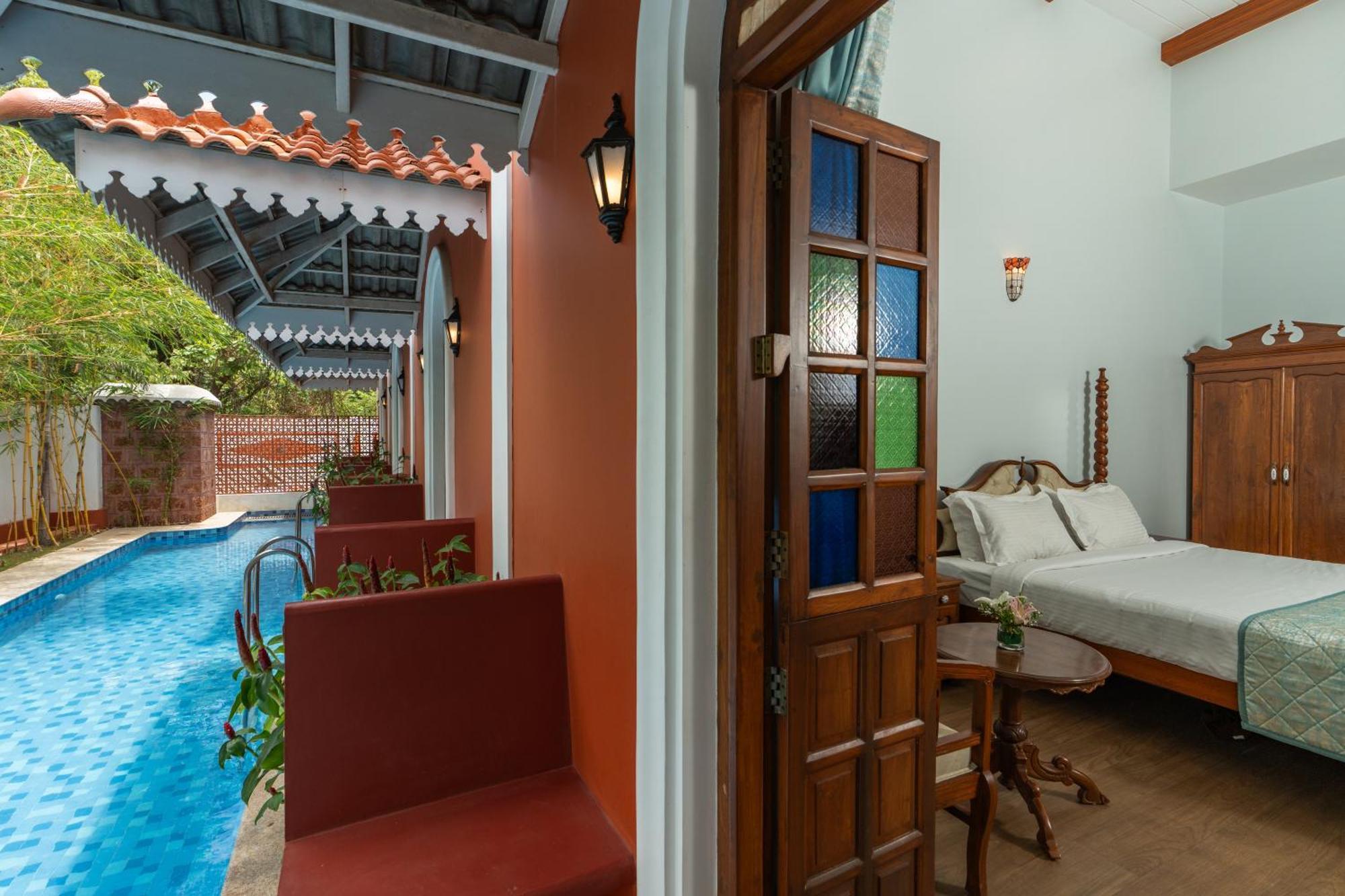 King Room Pool View