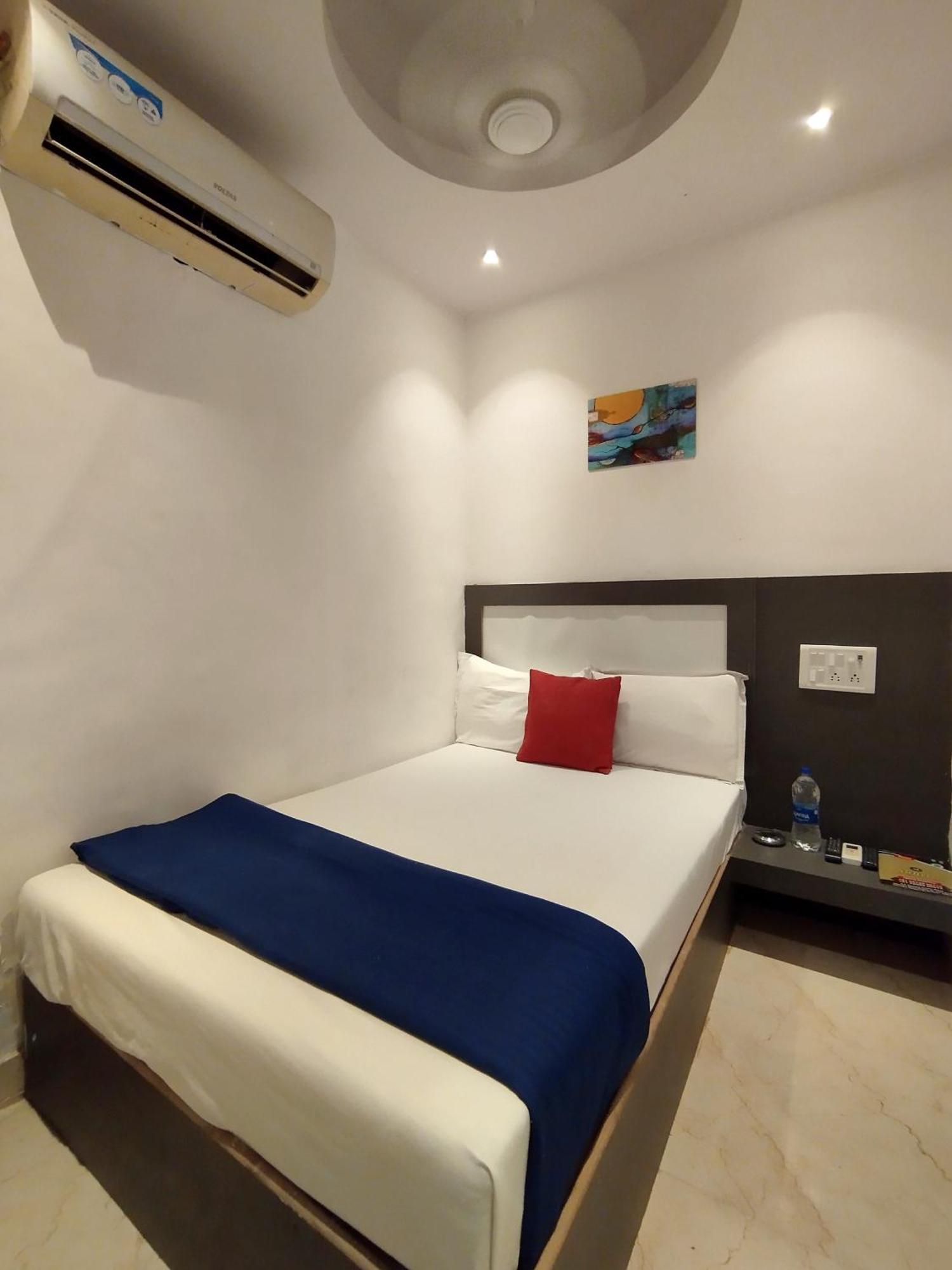 Budget Double Room,1598575207:JPEG