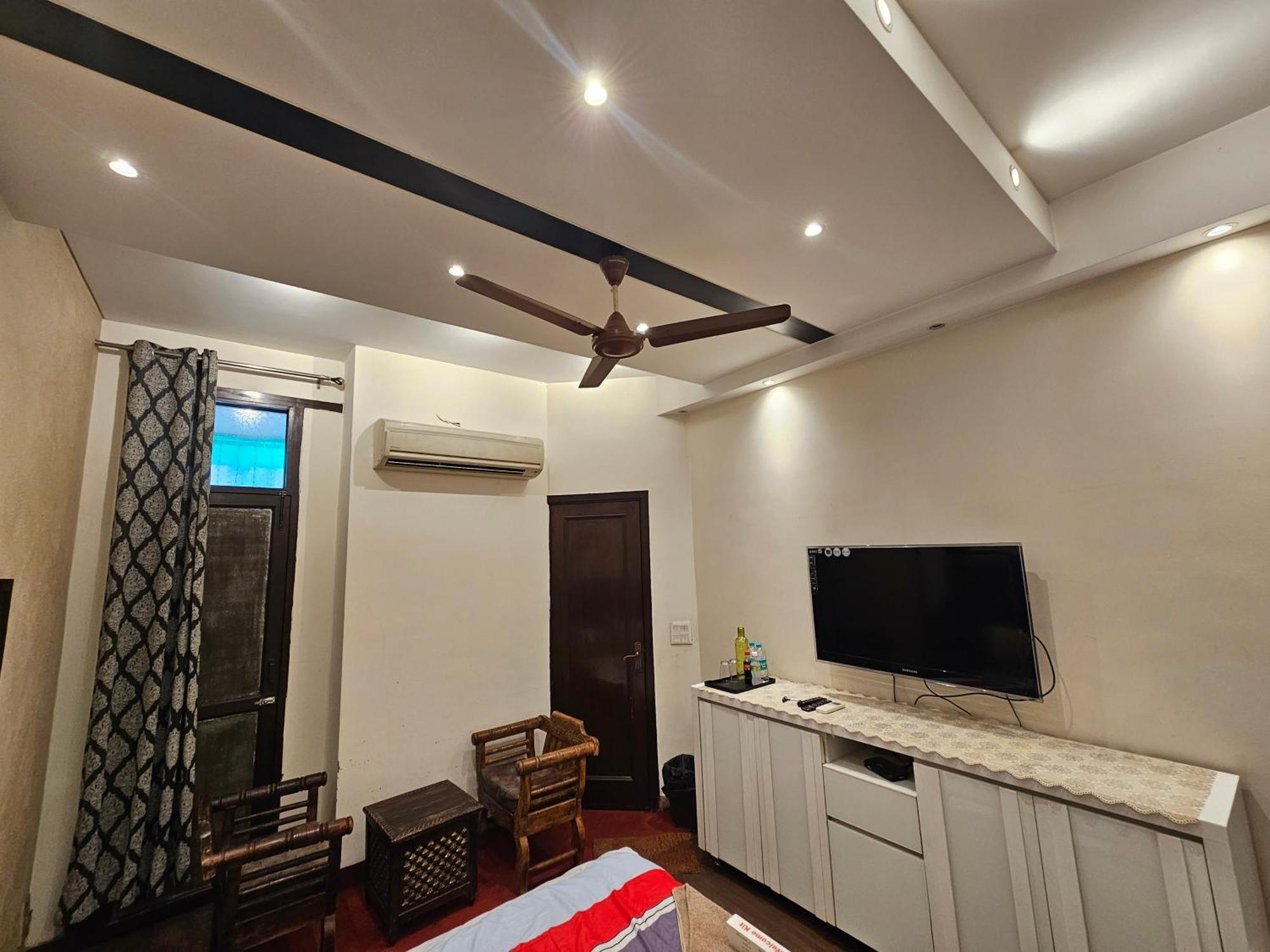 Deluxe Double Room with Balcony