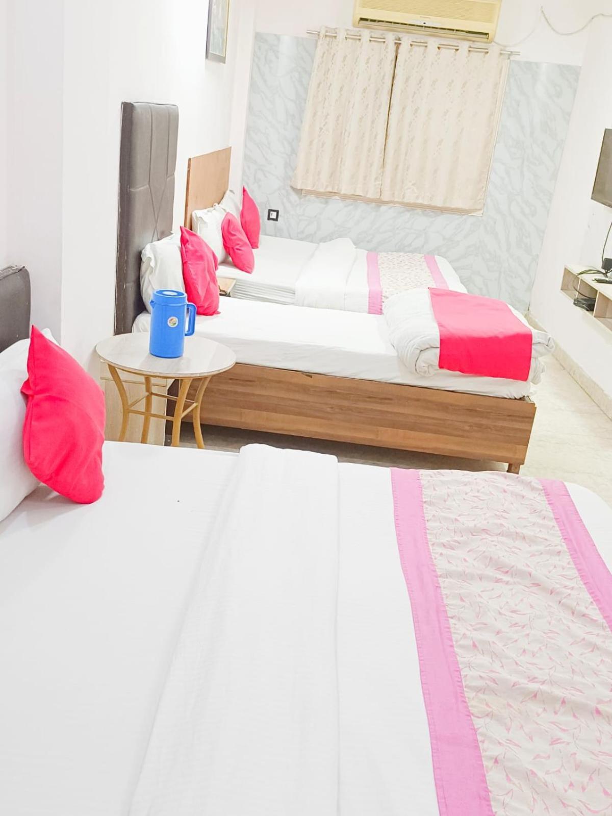 Deluxe Family Suite