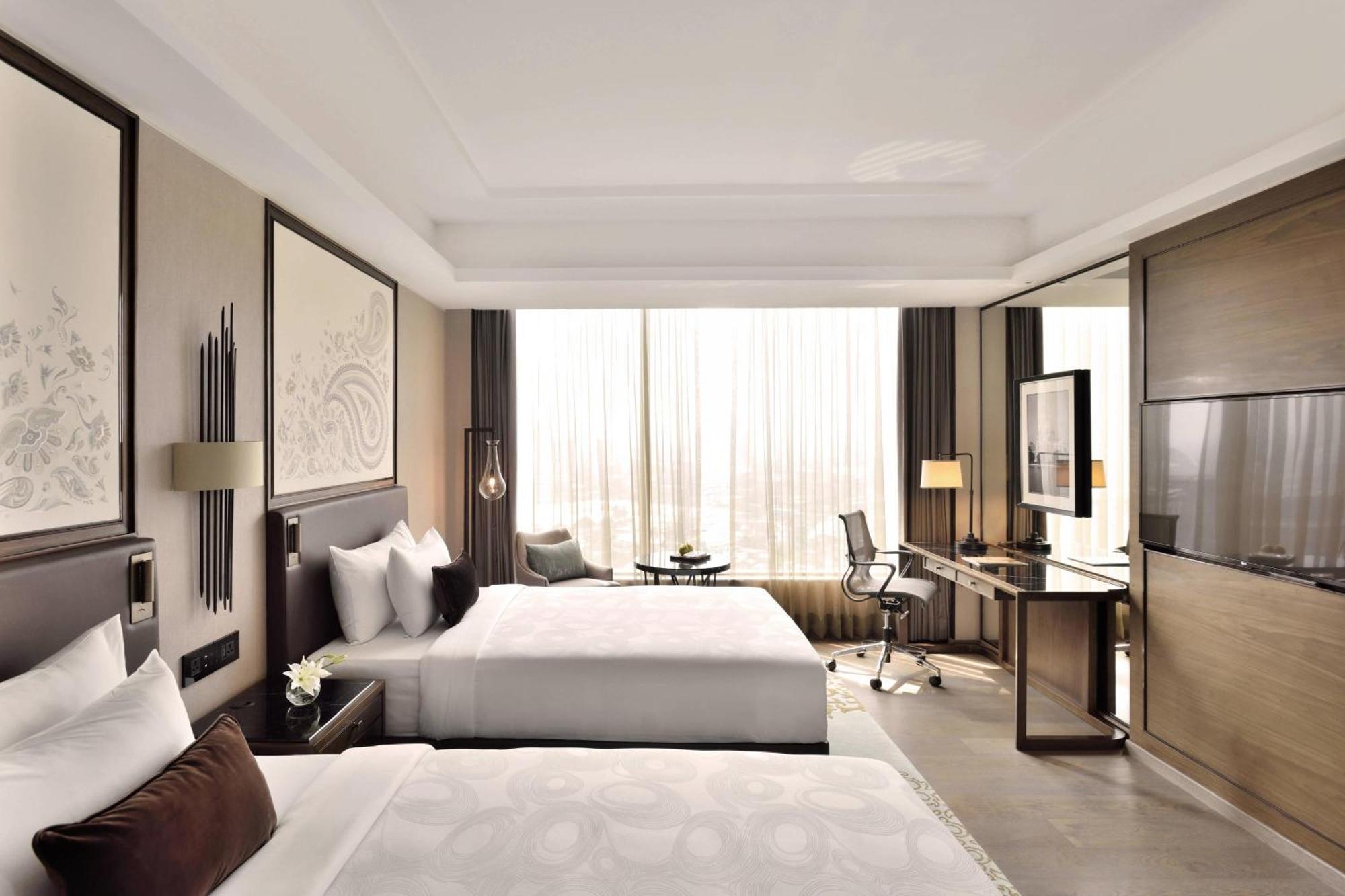 Deluxe Twin Guest Room