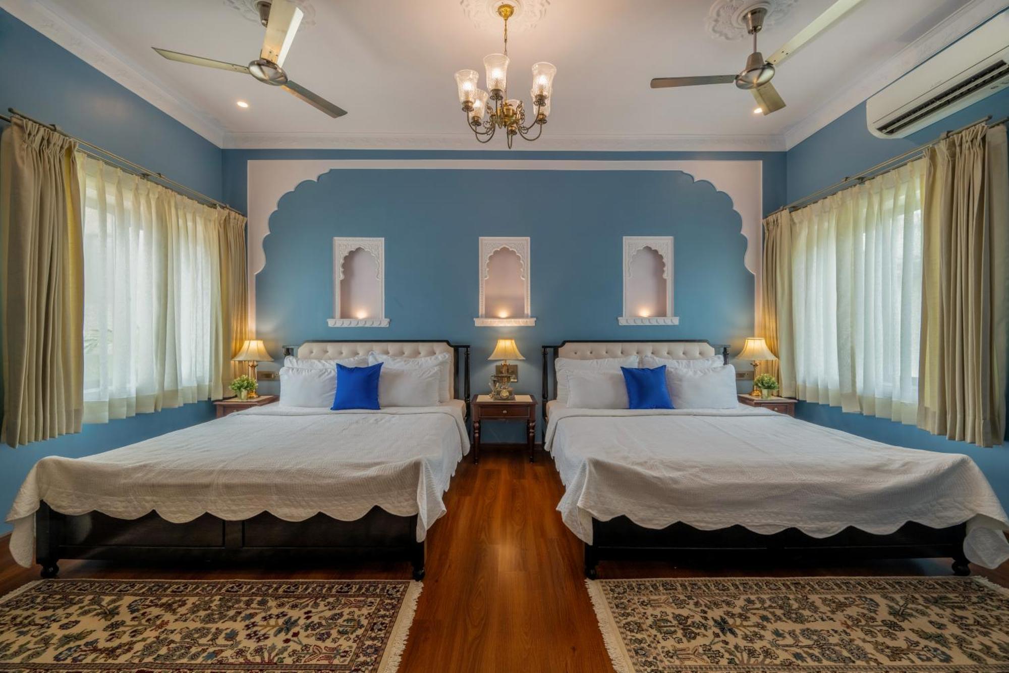 Superior Double Room full of Private car Chauffeur