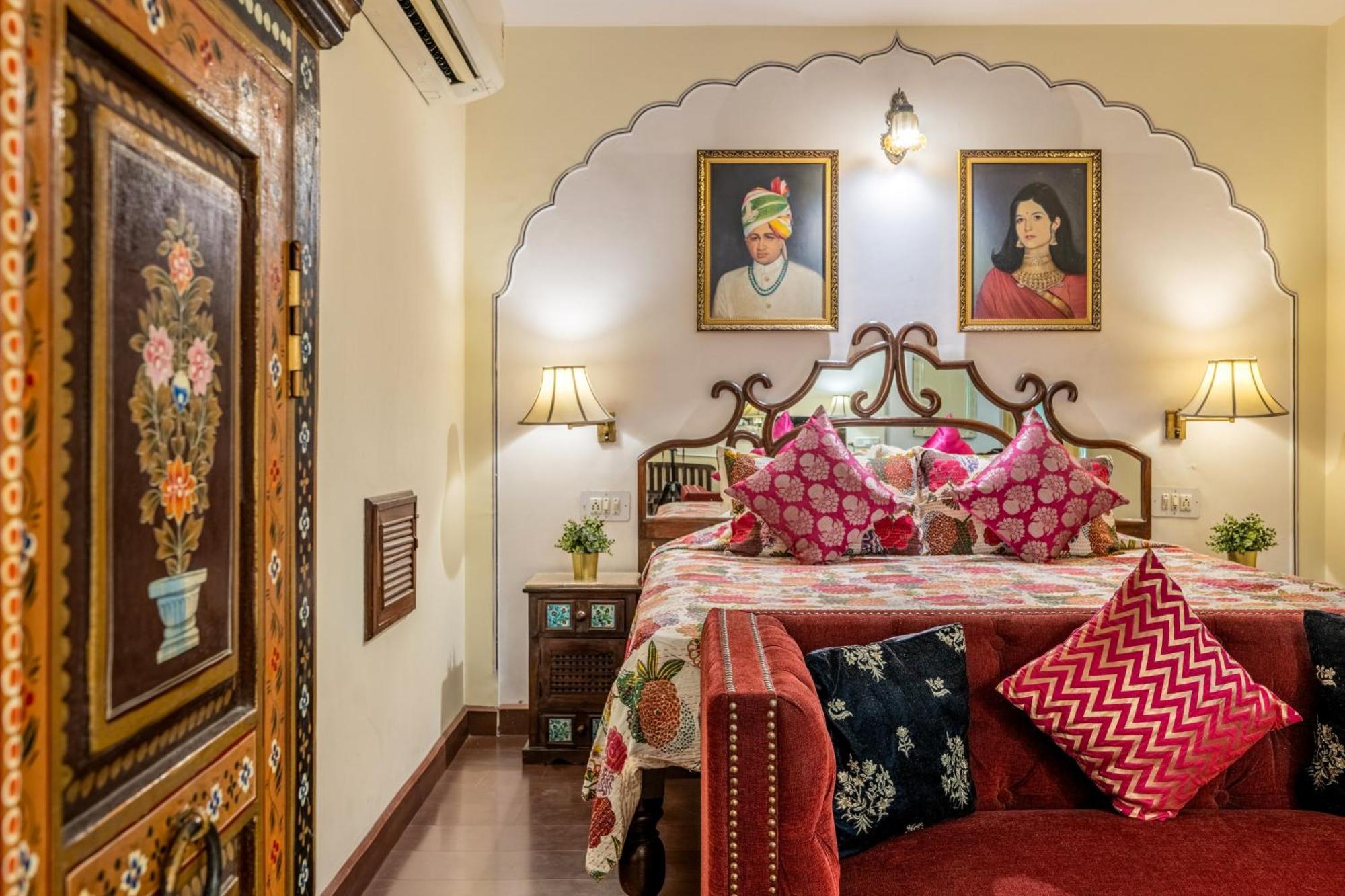 Super Deluxe Double room complimentary Airport pickup
