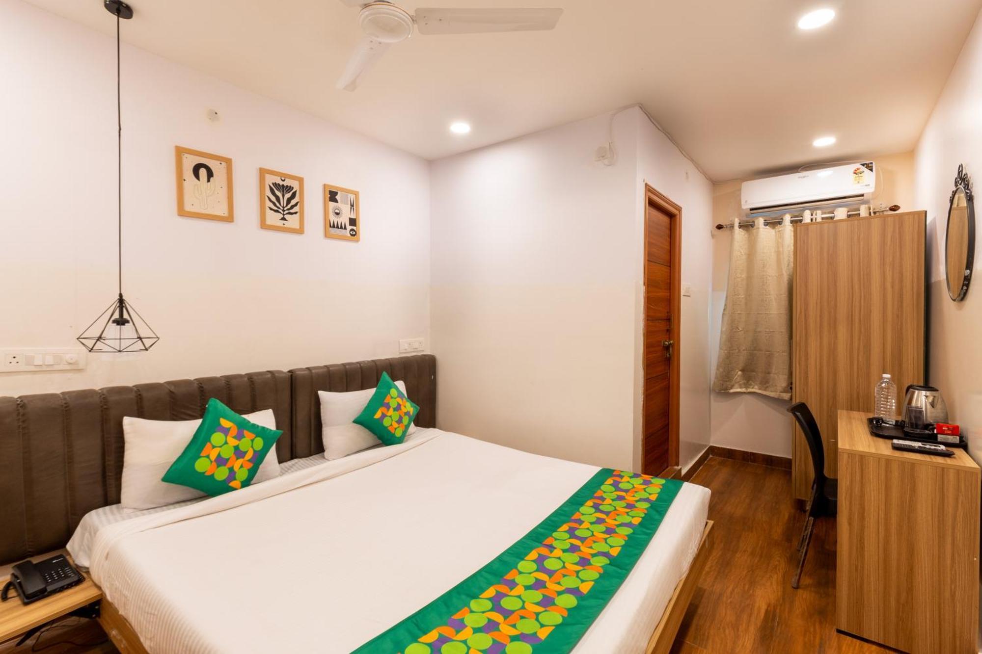 Standard Room with King Bed