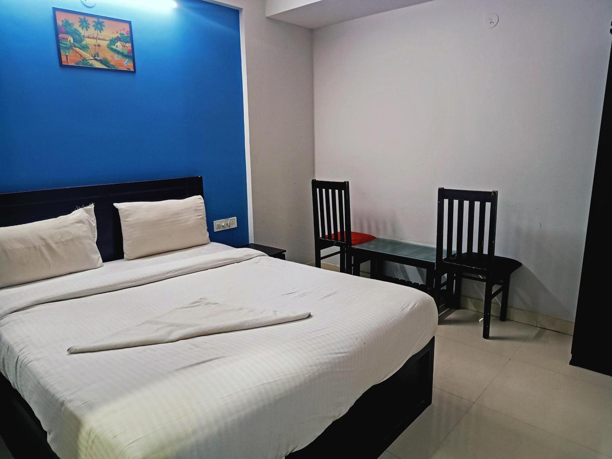 Standard Double Suite