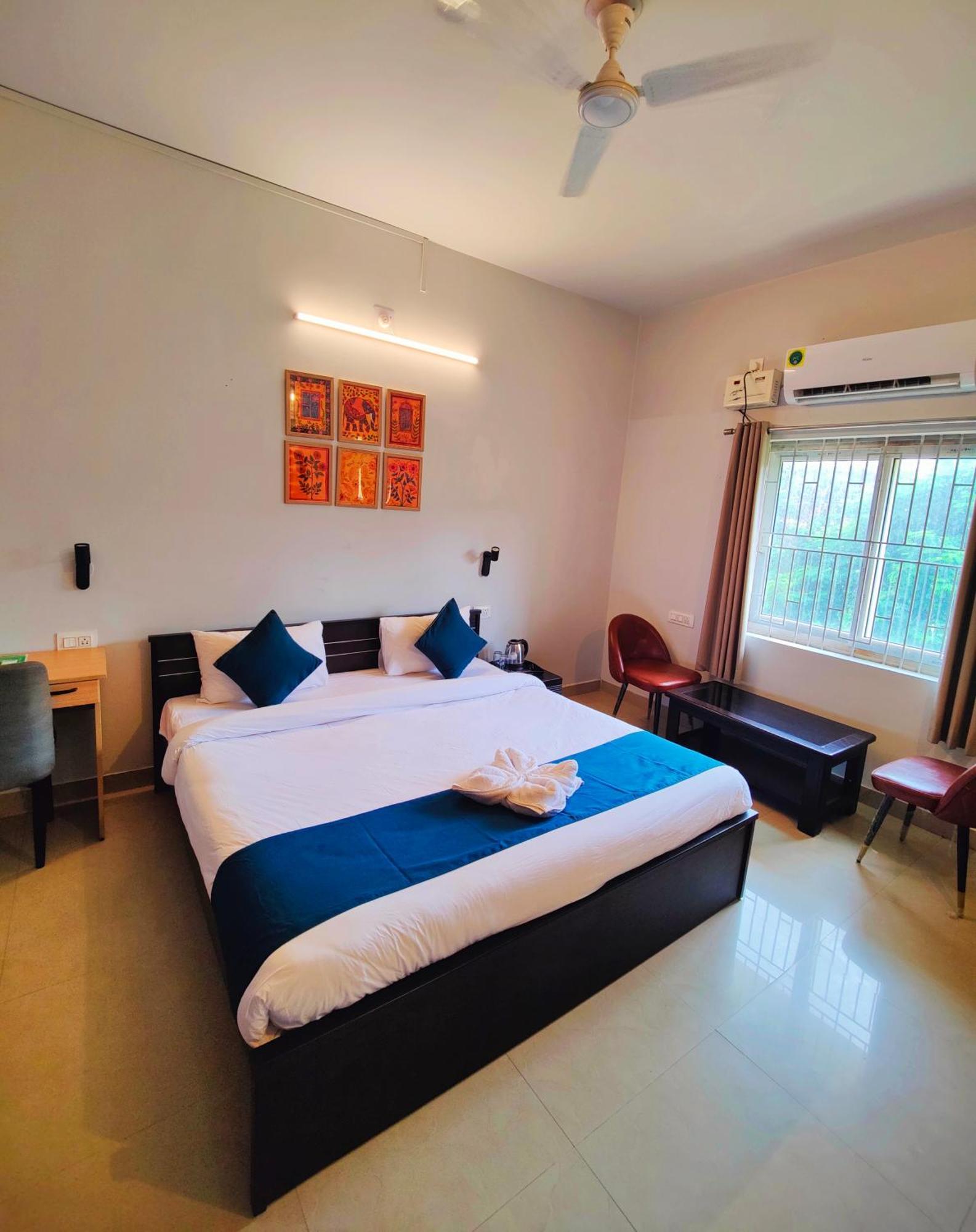 Superior King Room