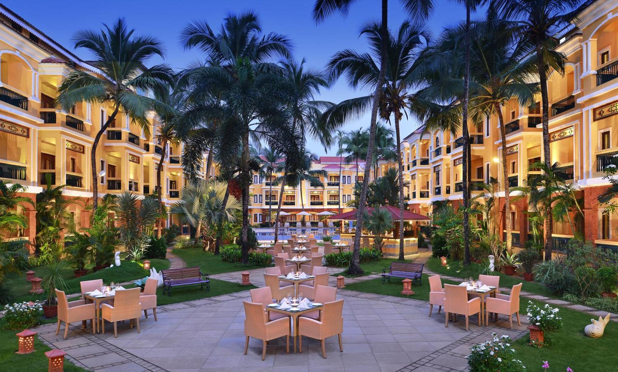 Deluxe Room Twin Bed Garden View Balcony Beer on arrival Shuttle to nearest beach on F&B