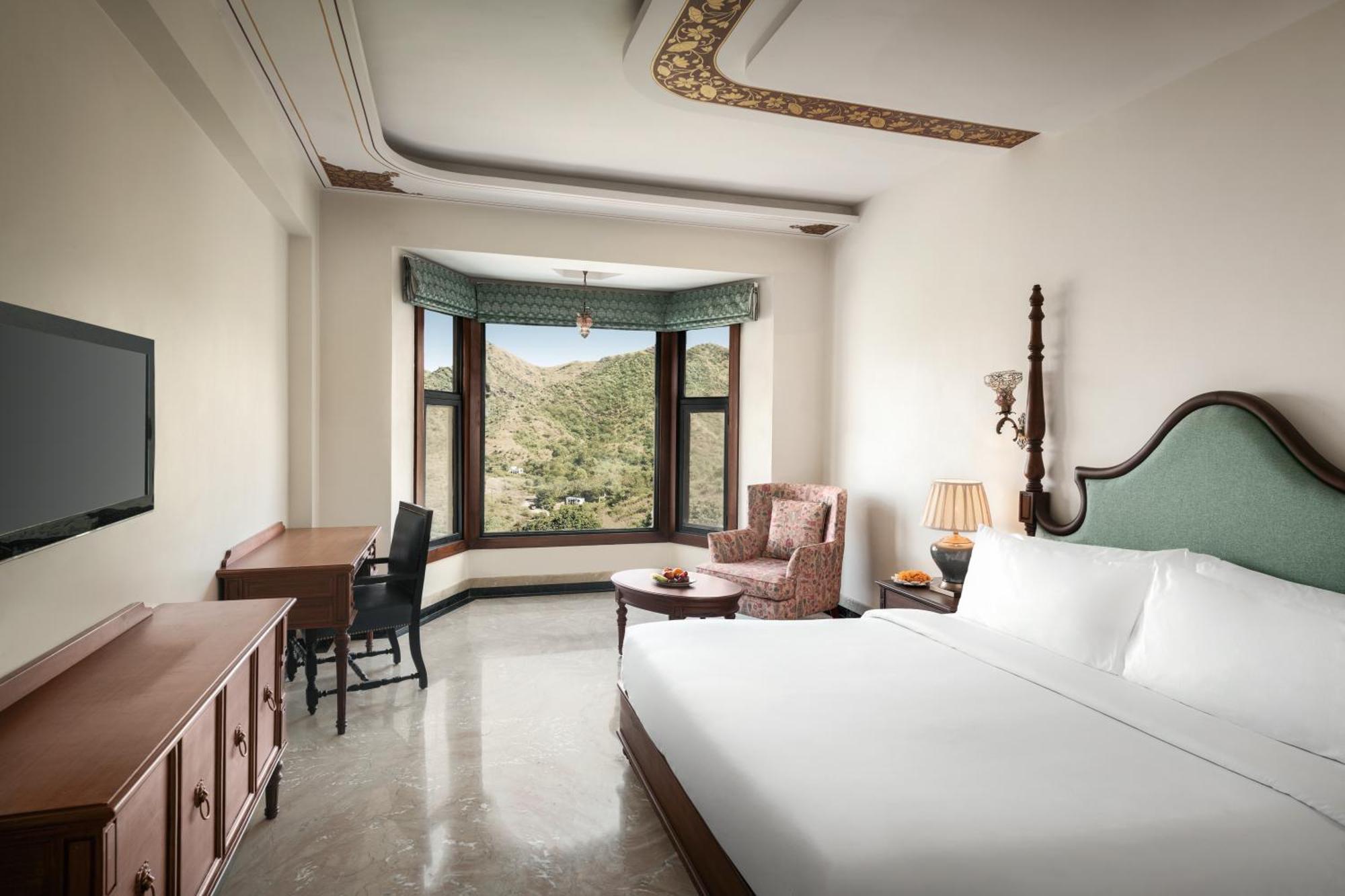 Super Deluxe Room,1628687096:JPEG