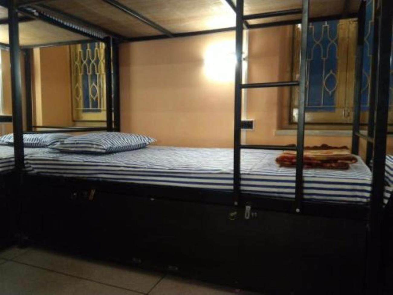 Bed 6-Bed Mixed Dormitory Room