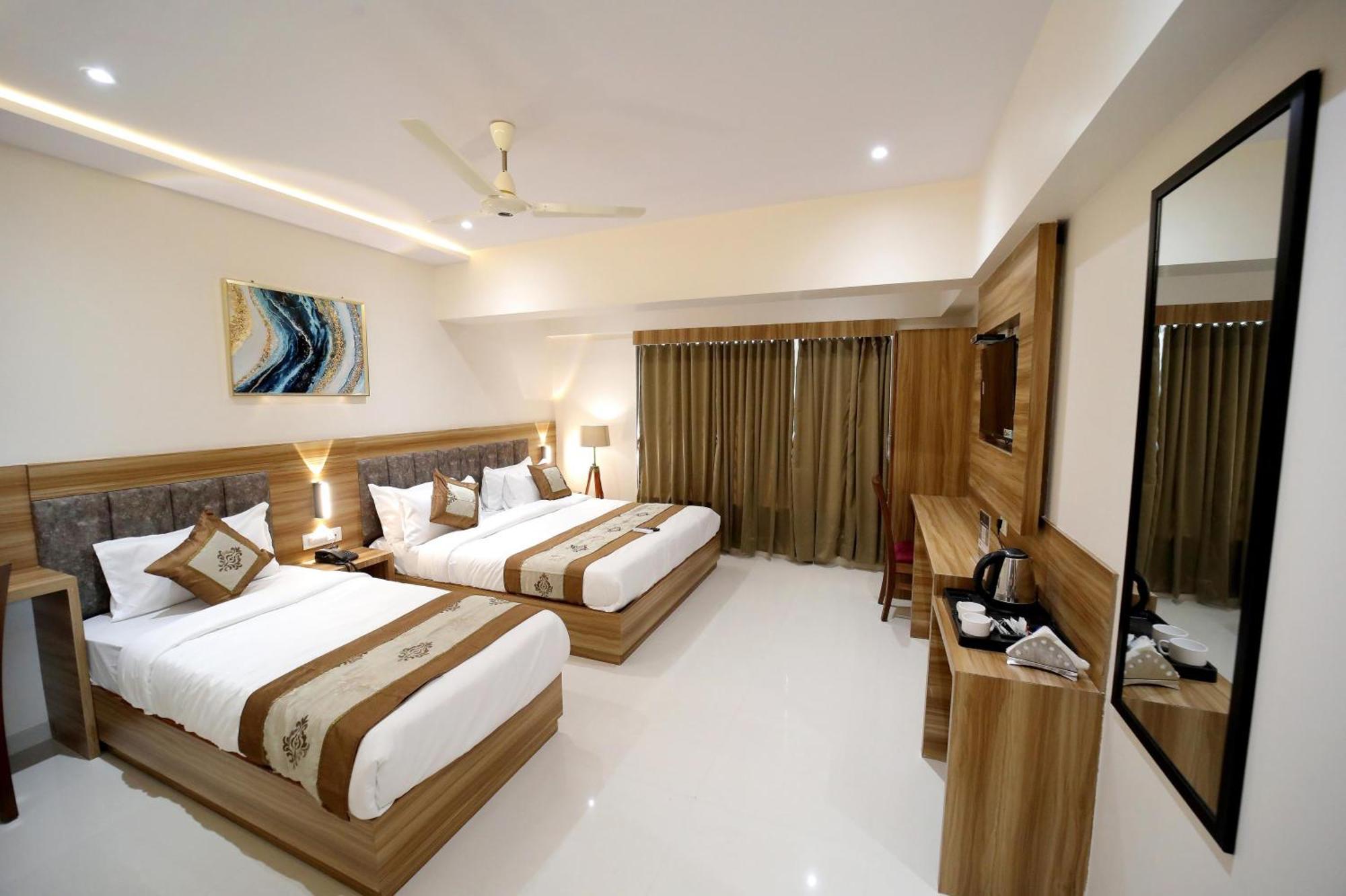 Executive Triple Room