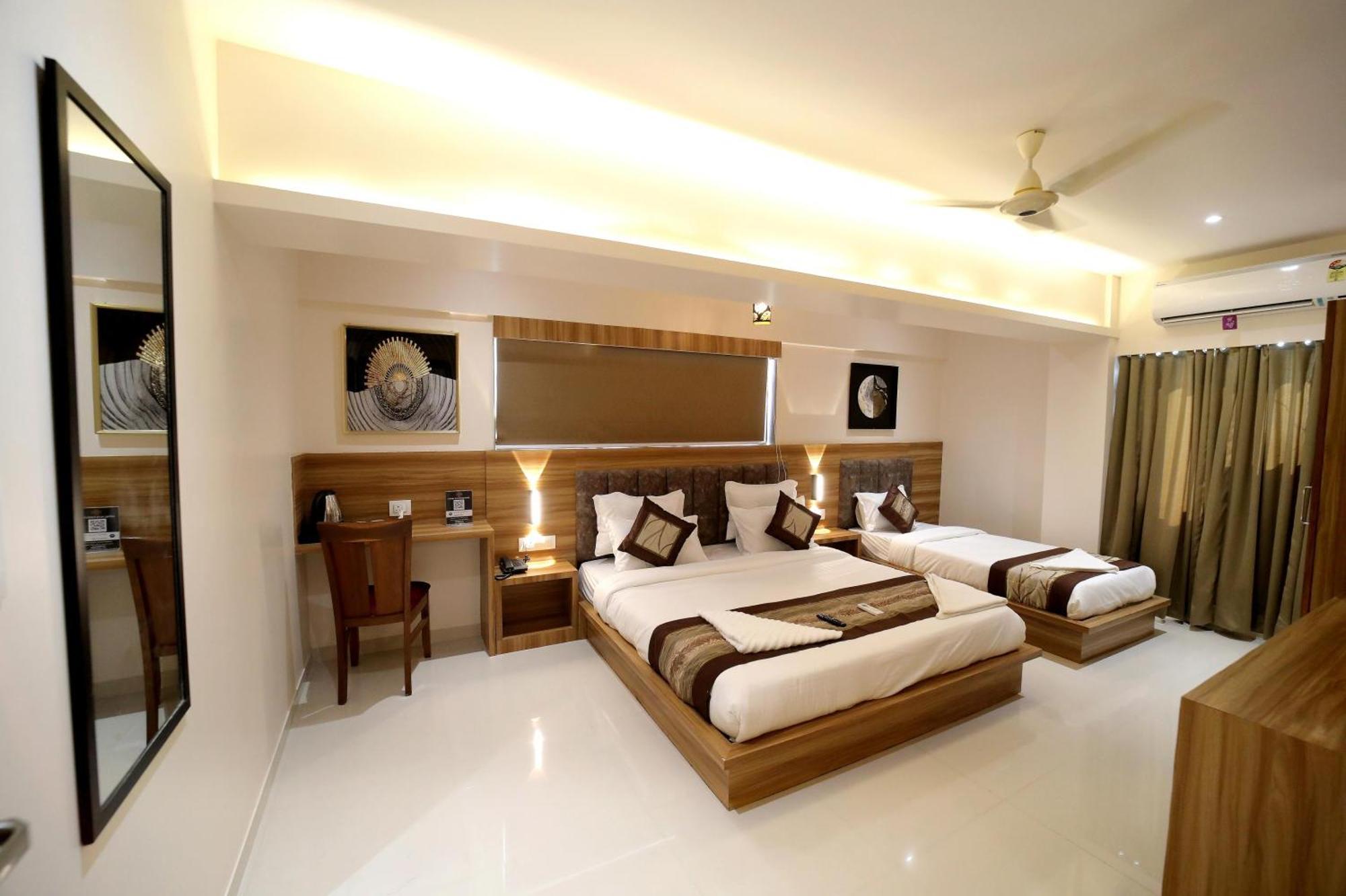 Executive Triple Room