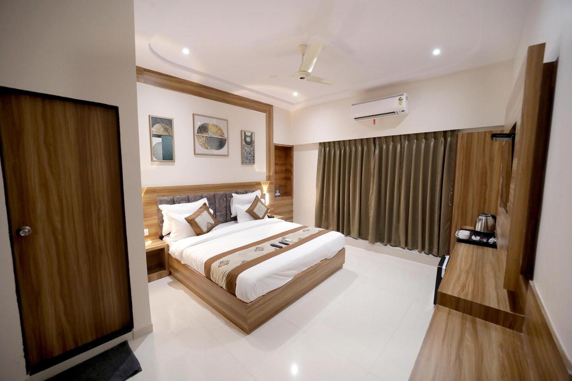 Executive Suite