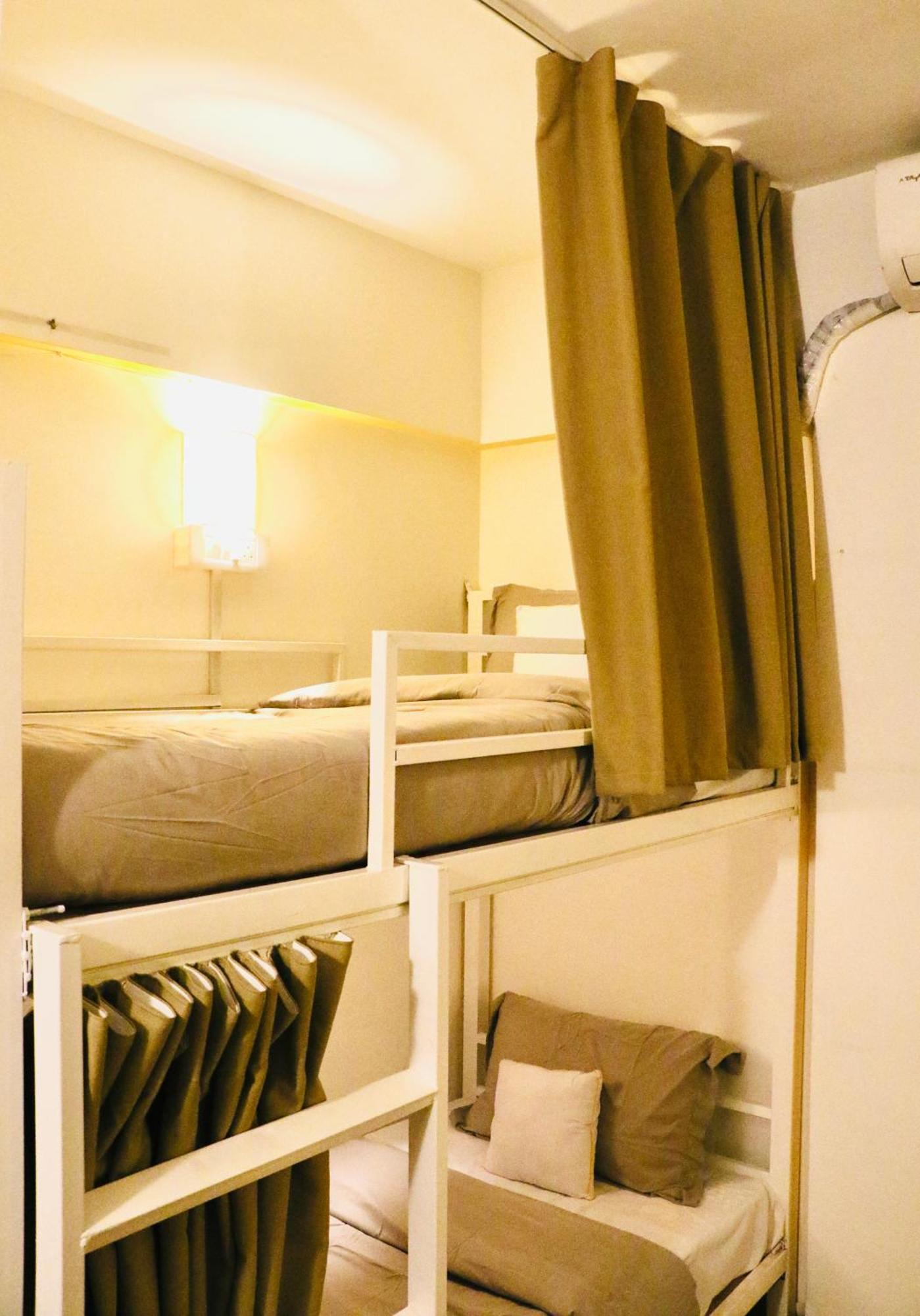 Bed 8-Bed Mixed Dormitory Room