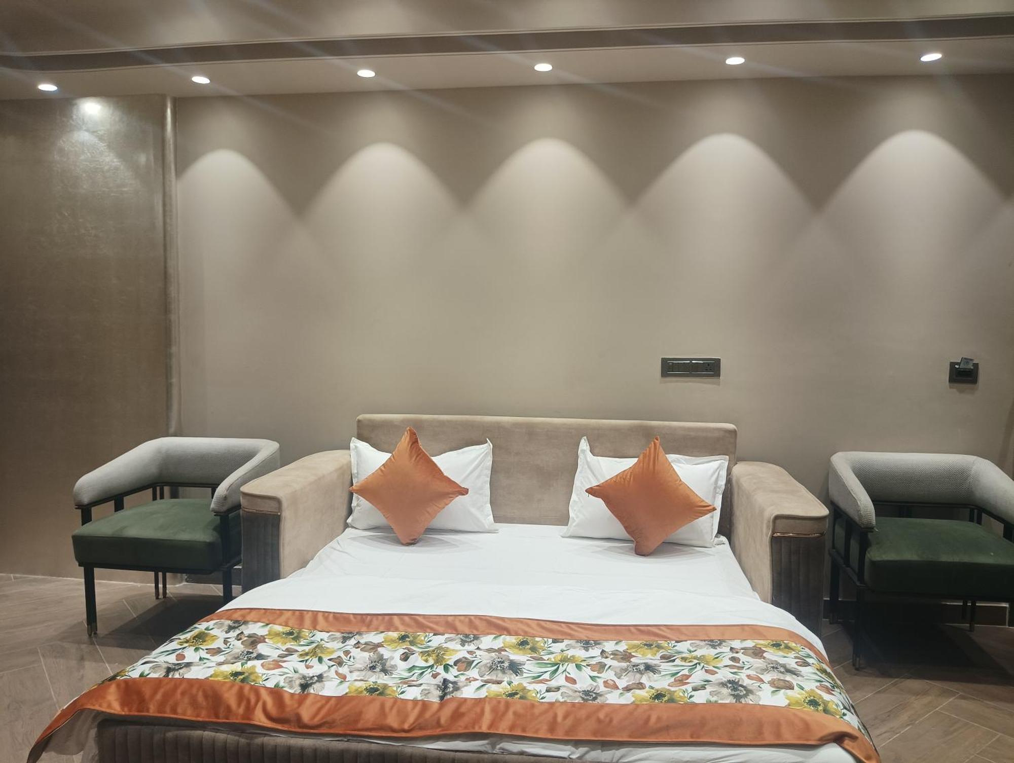 Executive Suite