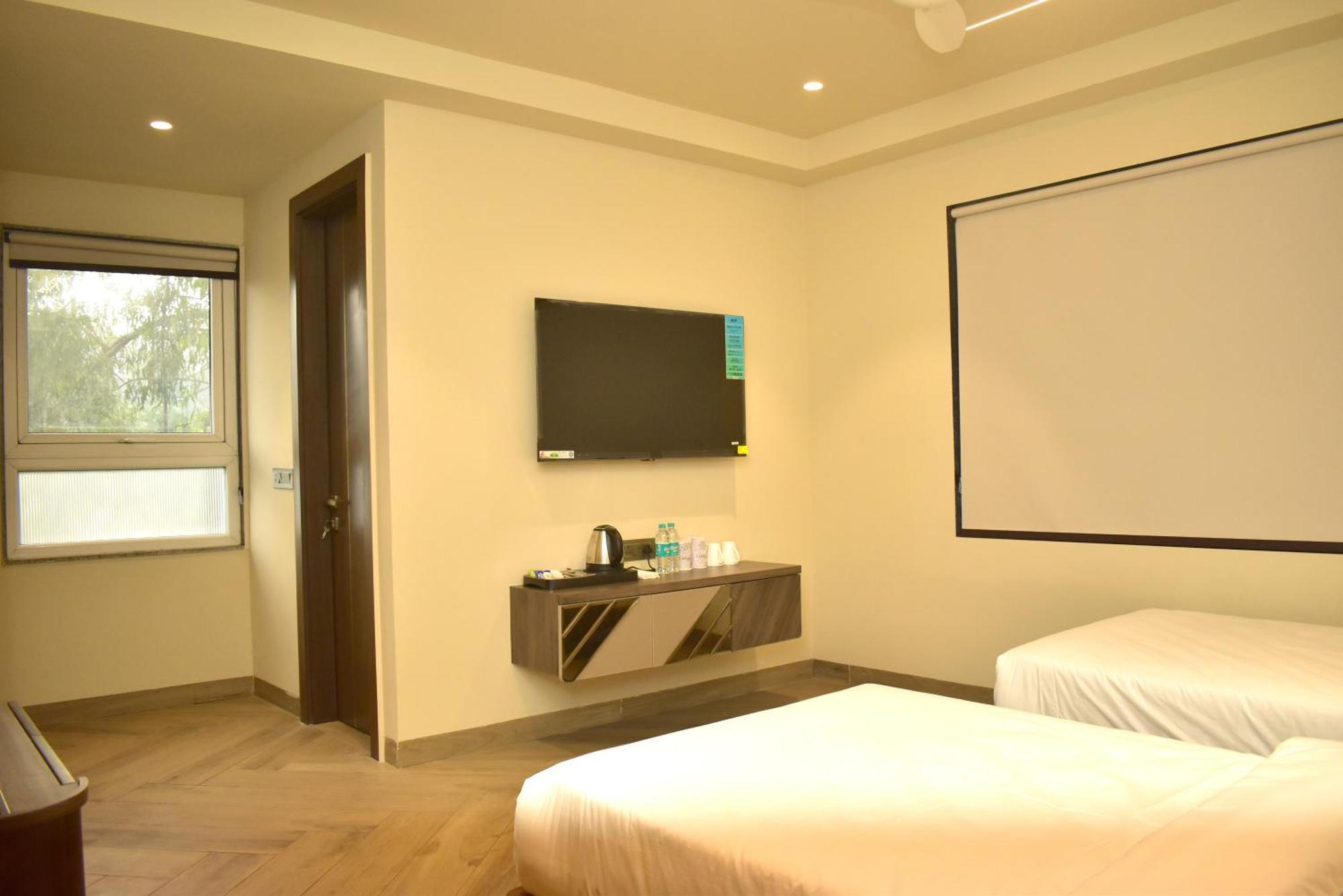 Deluxe Twin Room