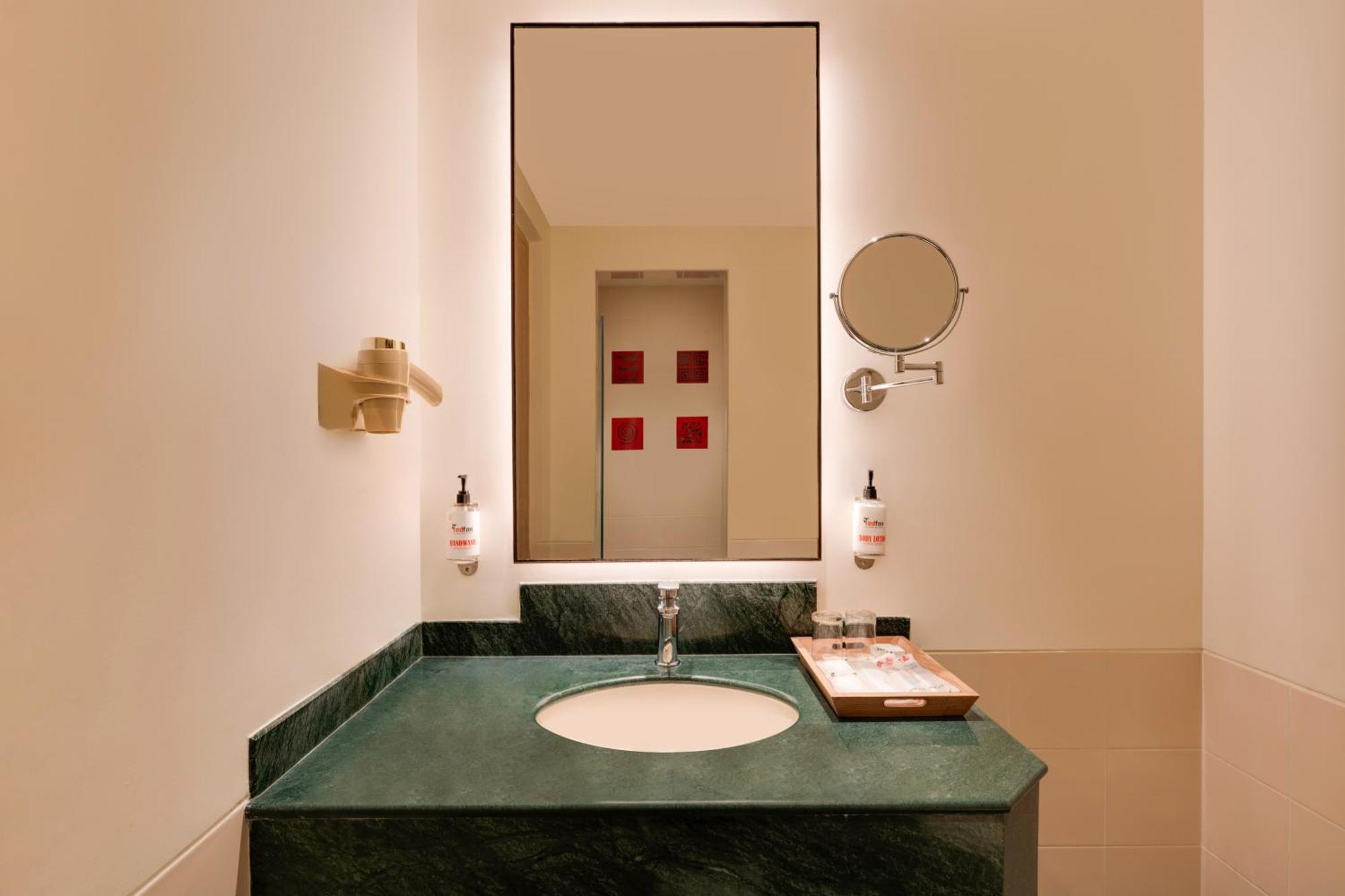 Superior Double Room on Laundry service on Room Upgrade subject to availability on session of Spa,1645658452:JPEG