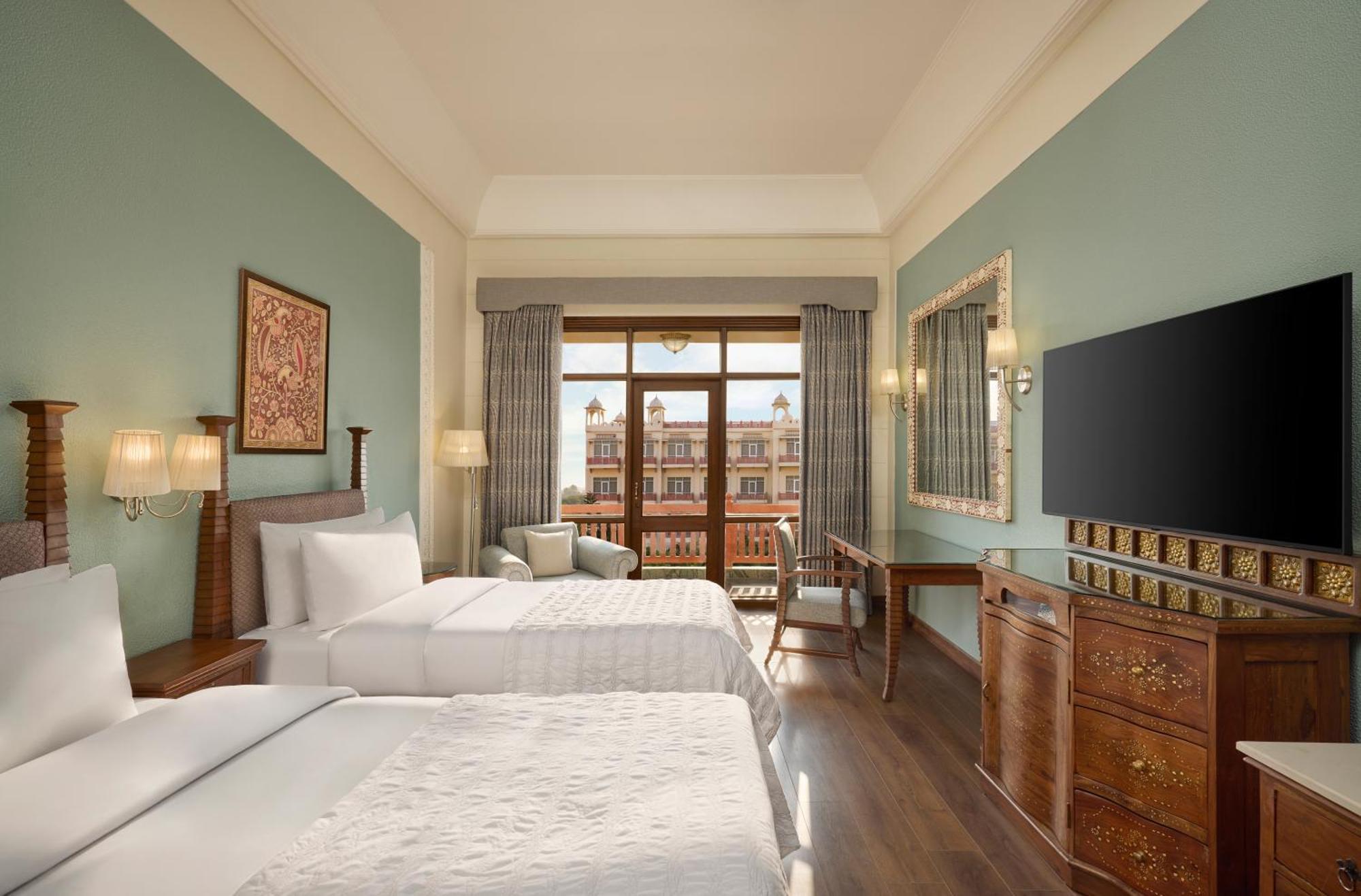 Superior Garden view Twin Bed on food soft beverages on SpaBuy 1 1 on select brands at Madeira bar between 4 pm 10 pm