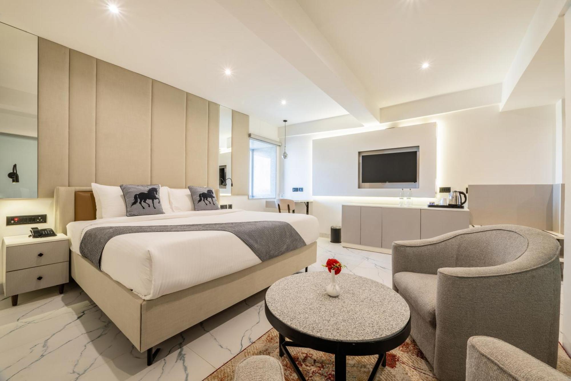 Superior Double Room,1651752752:JPEG