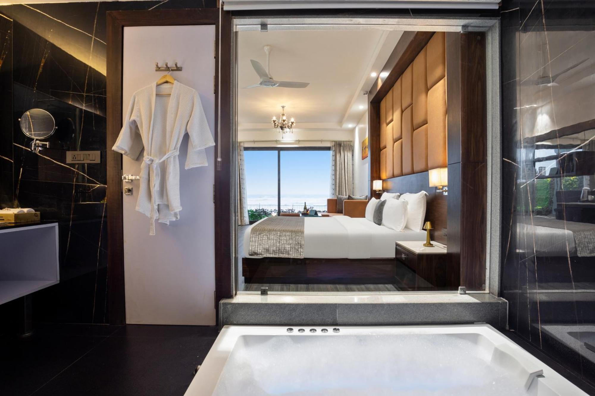 Premium room Jacuzzi Sea View