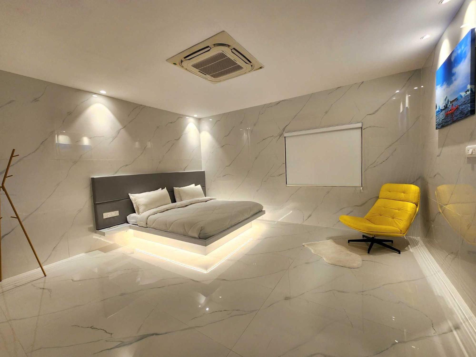 Superior Suite