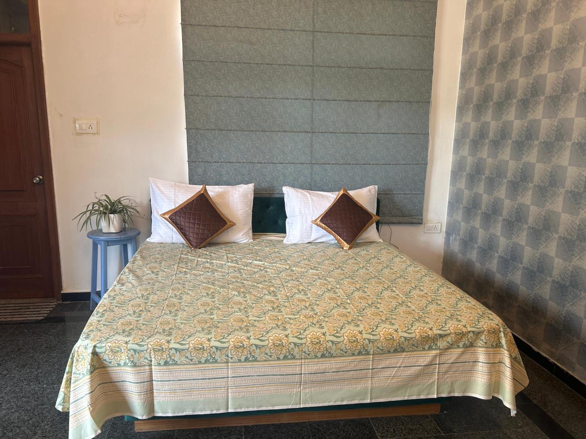 Superior Double Room,1652967546:JPEG