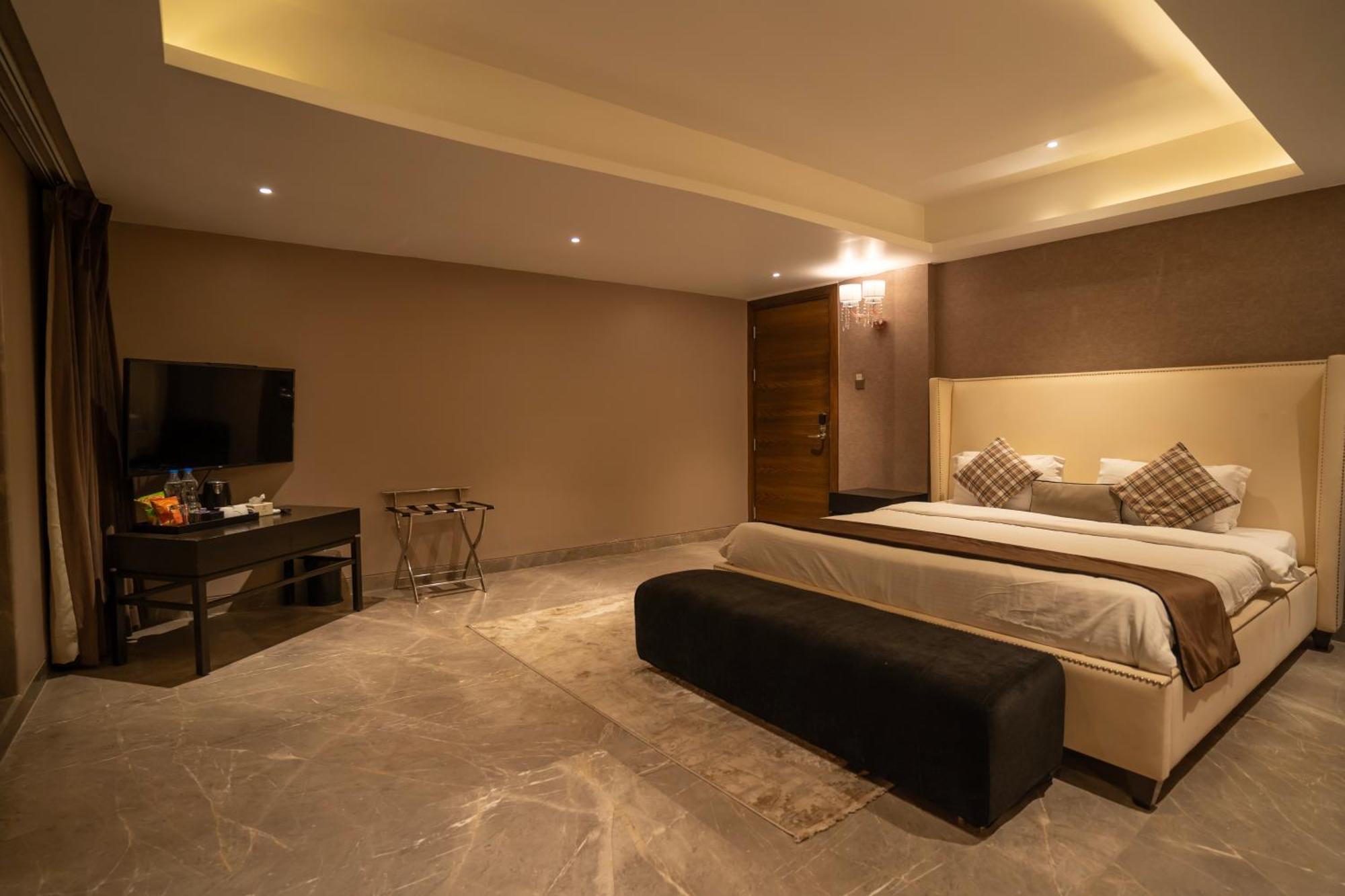 Valentia My Space