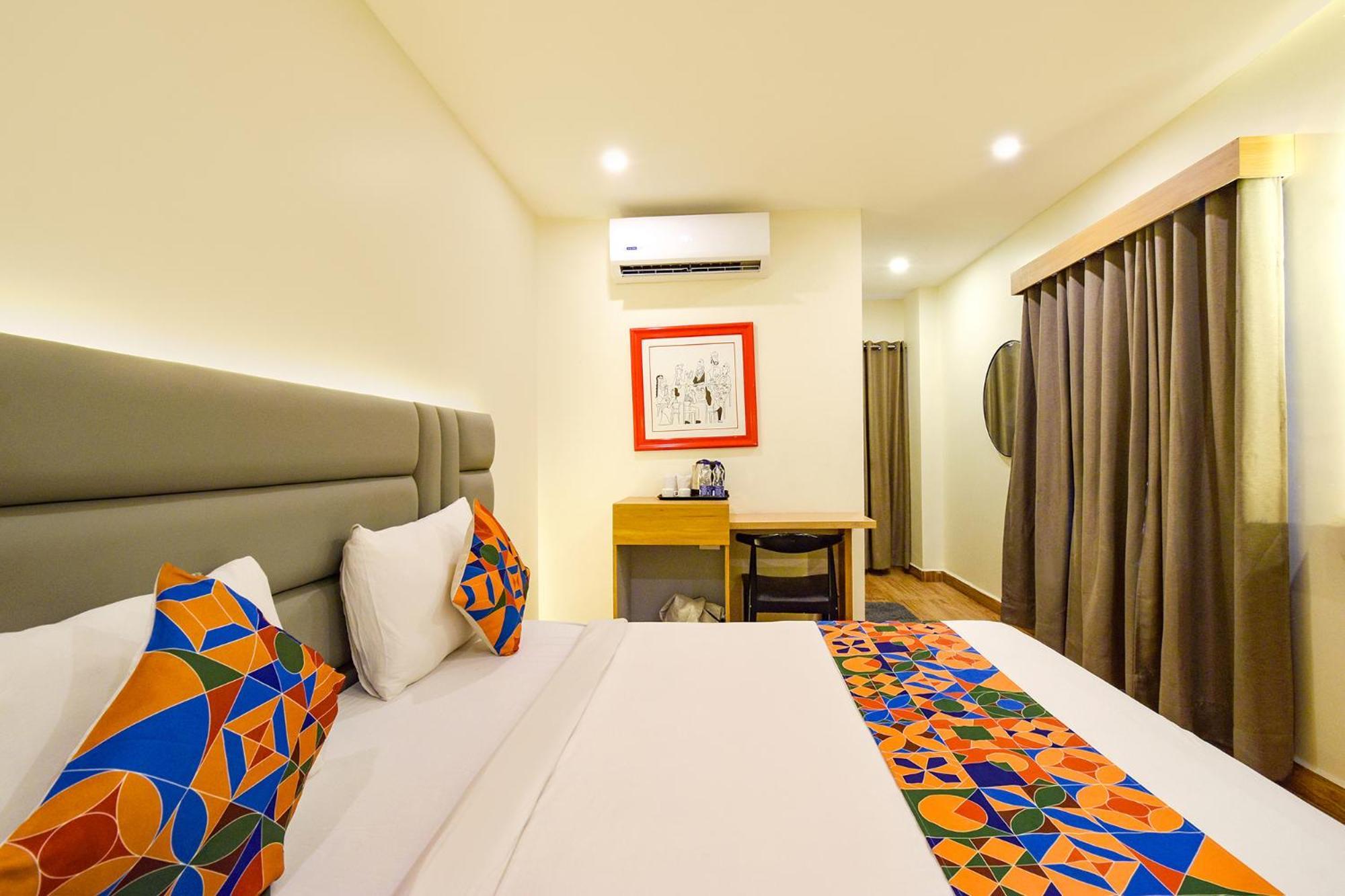 Deluxe Room,1660344168:JPEG