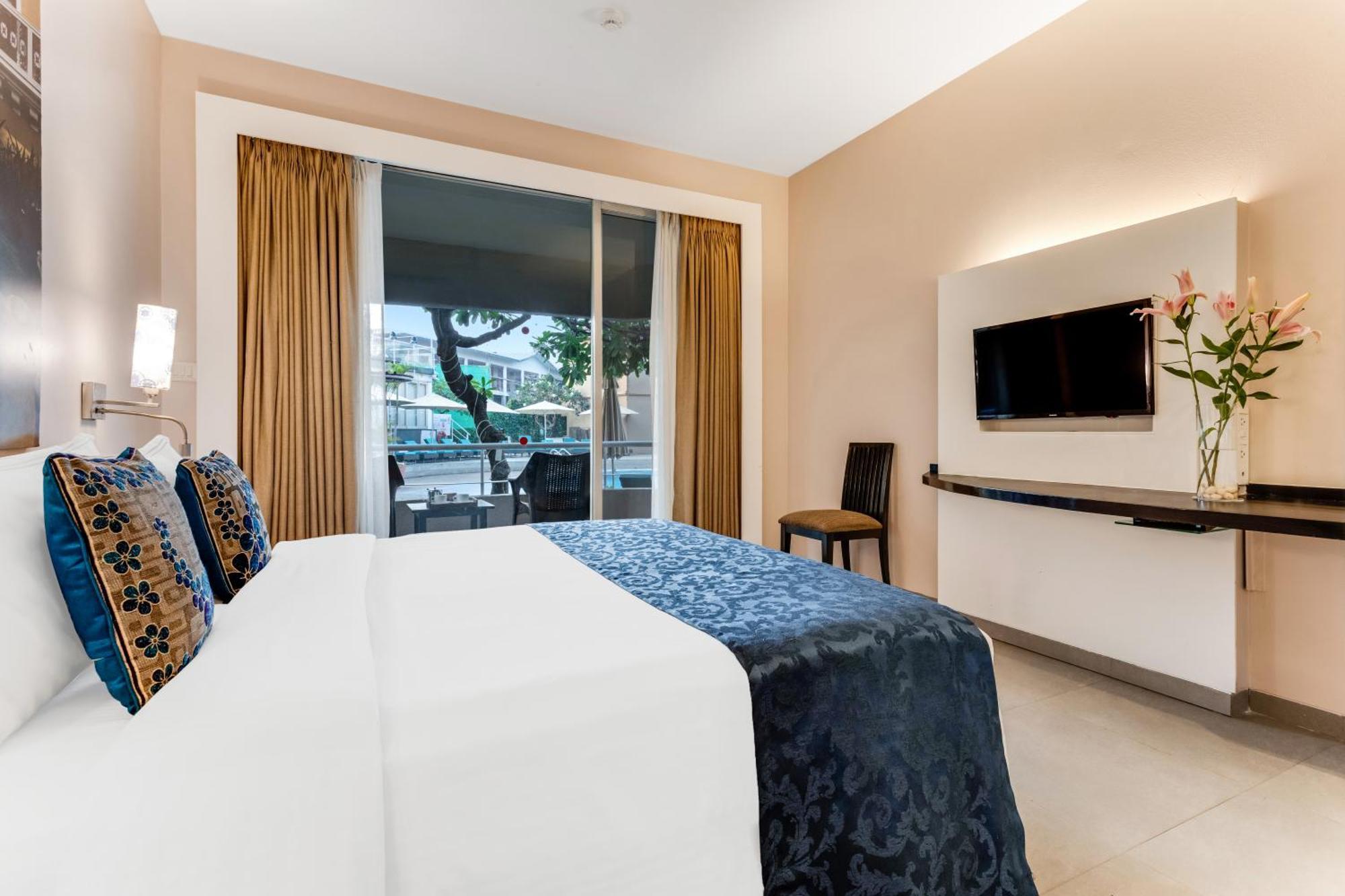 Villa Balcony Room