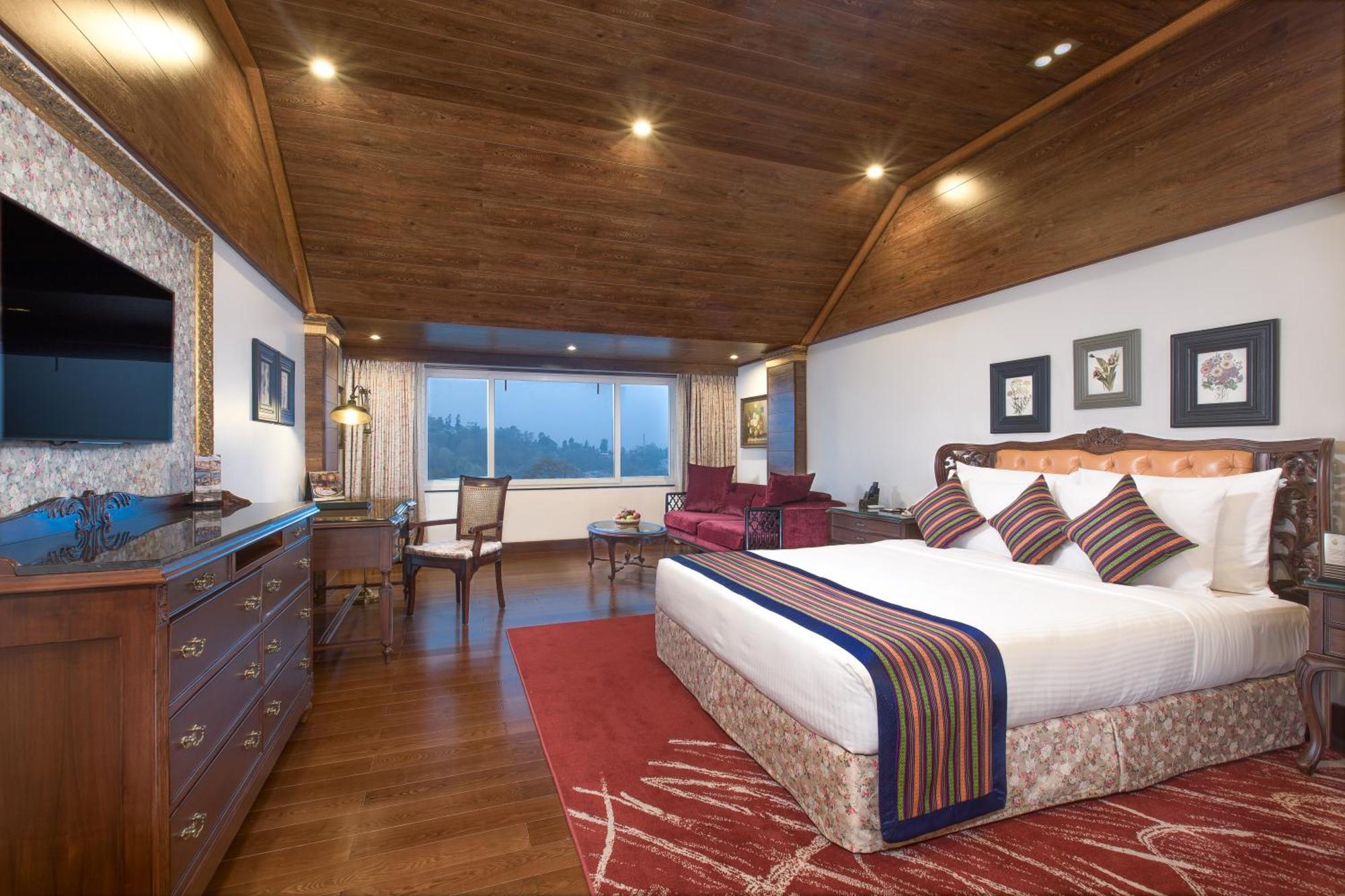 Deluxe Room Kanchenjunga View on Foods & Soft Beverages* | Discounts on Laundry Services* | INR 500 spa credit during your on selective Massage services TnC Apply* | Minibar 2 cans of soft Beverages Once on Arrival