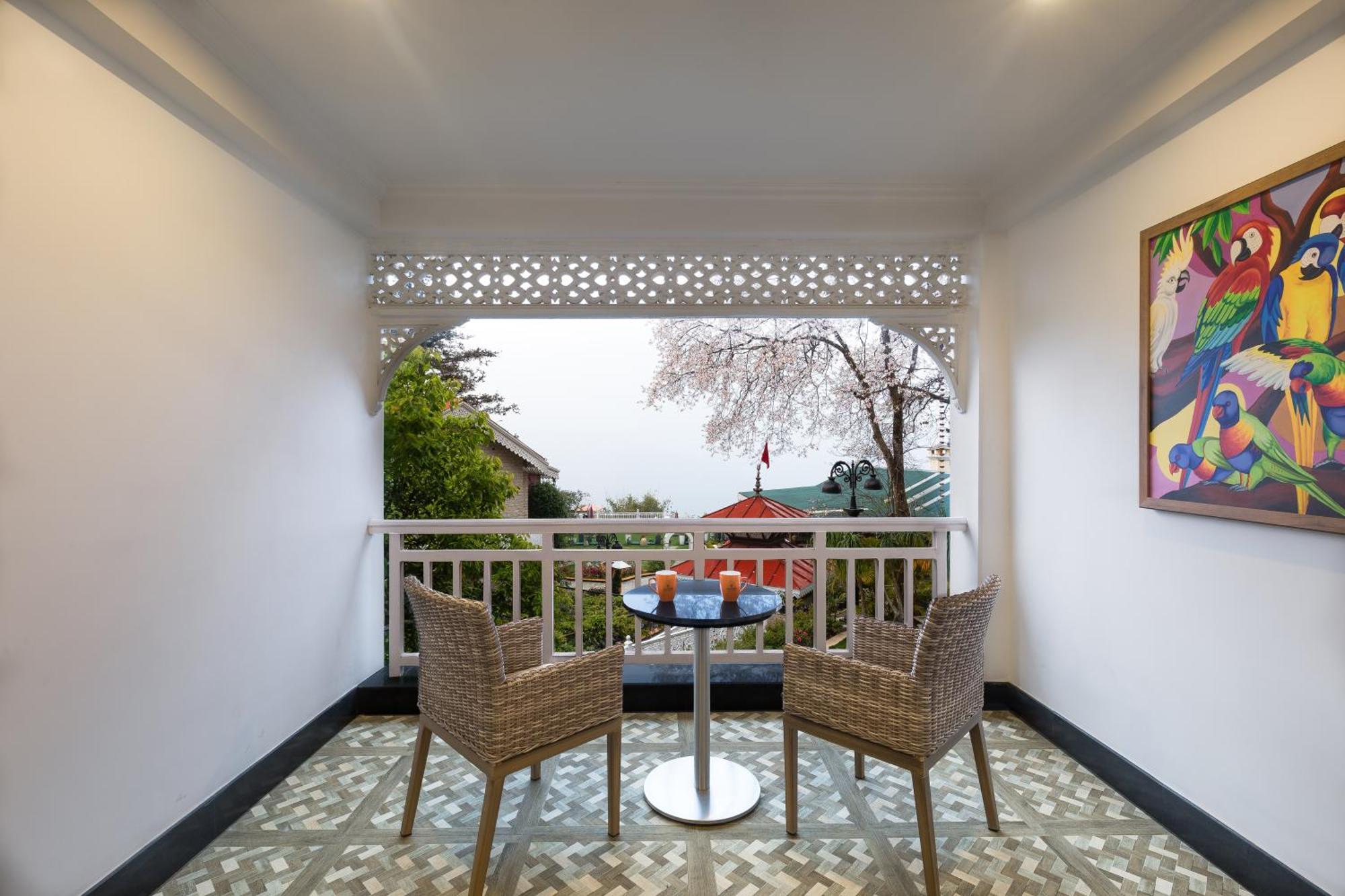 Deluxe Cottage on Foods & Soft Beverages* | Discounts on Laundry Services* | INR 500 spa credit during your on selective Massage services TnC Apply* | Minibar 2 cans of soft Beverages Once on Arrival