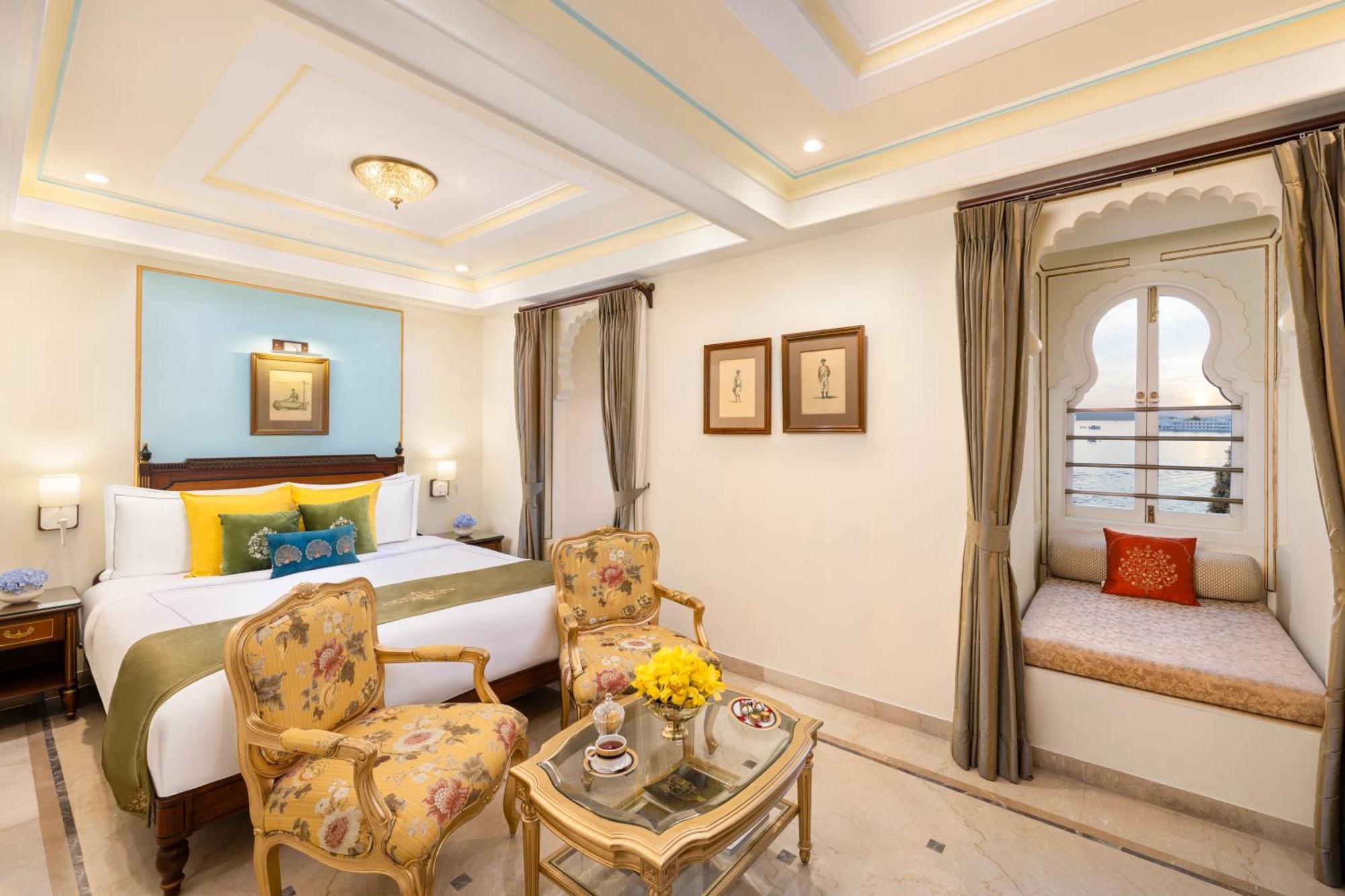Palace Room Lake View
