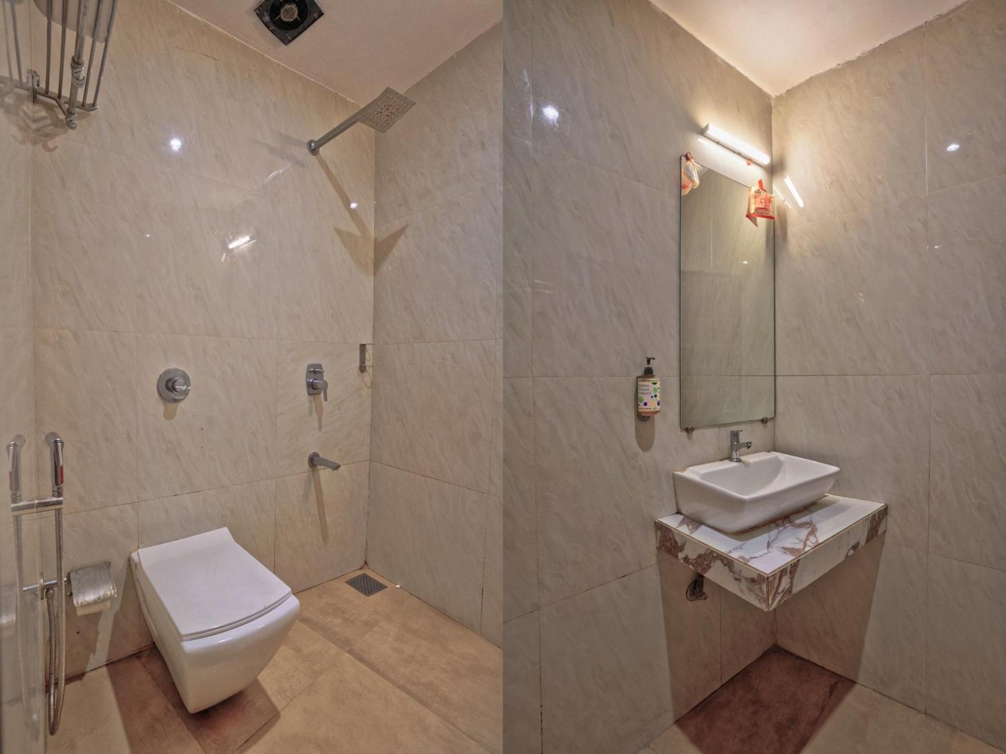 Deluxe Double Room,1689902967:JPEG