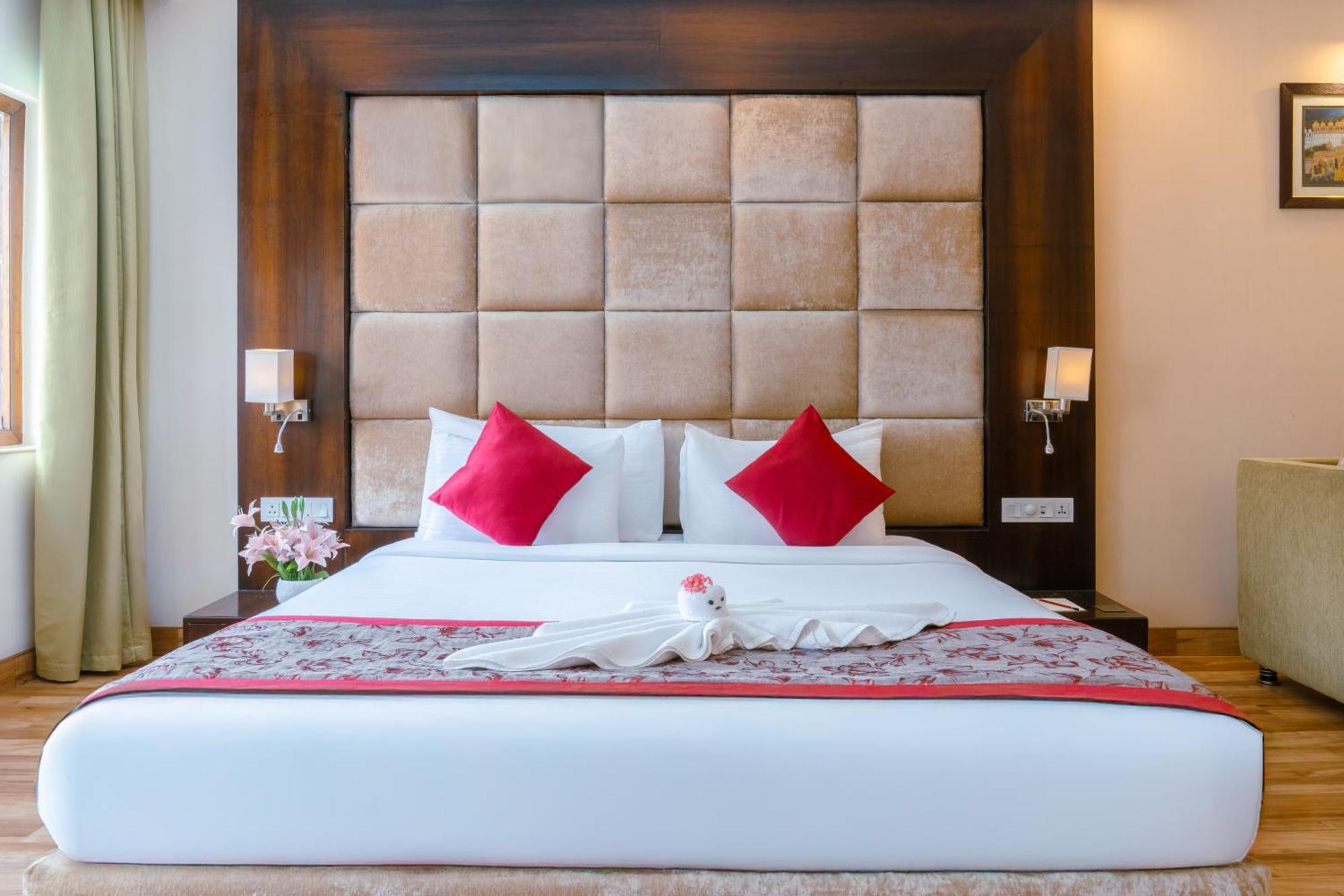 King Room Mountain View