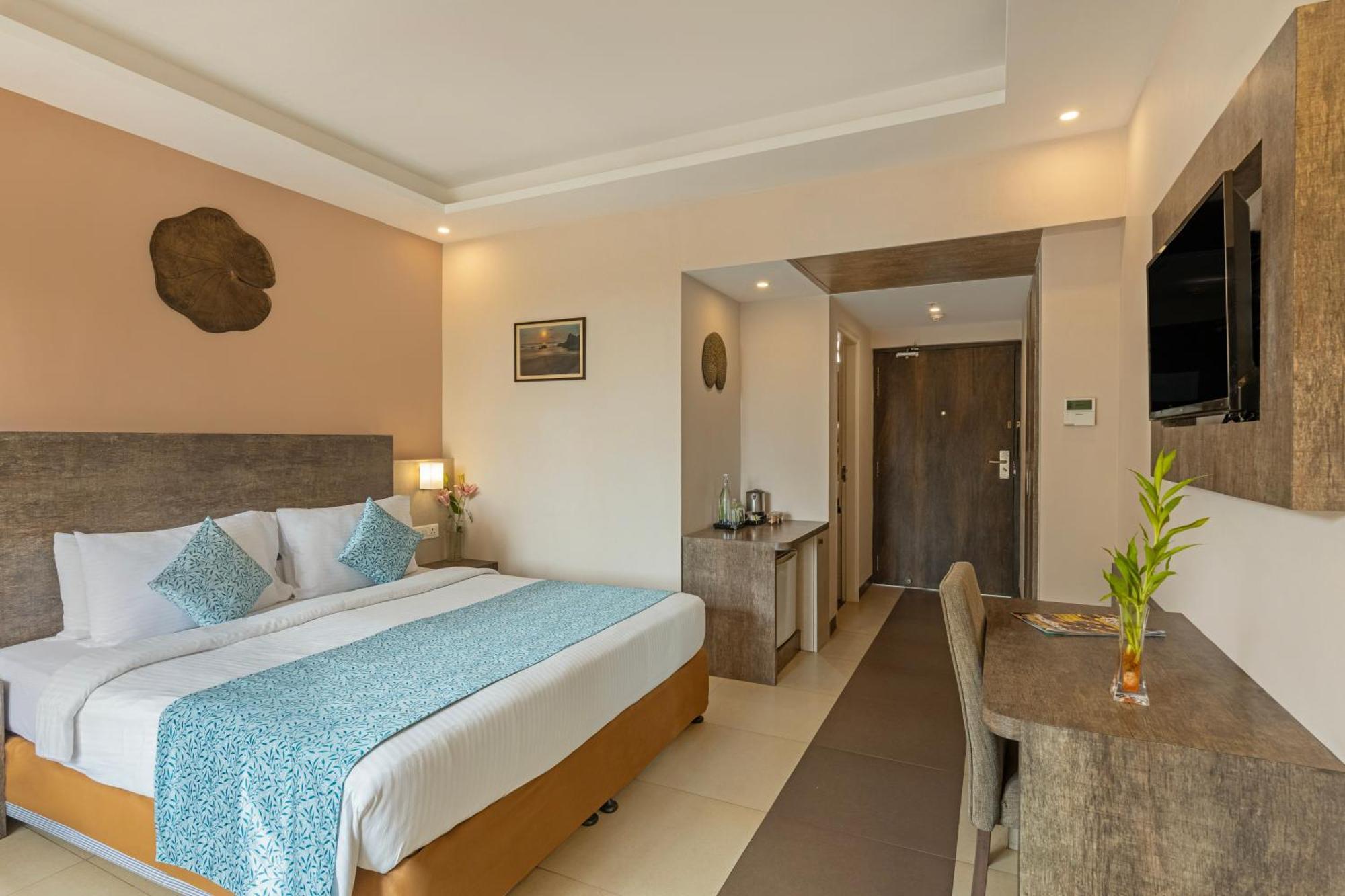 Classic Room with Balcony,1692053947:JPEG