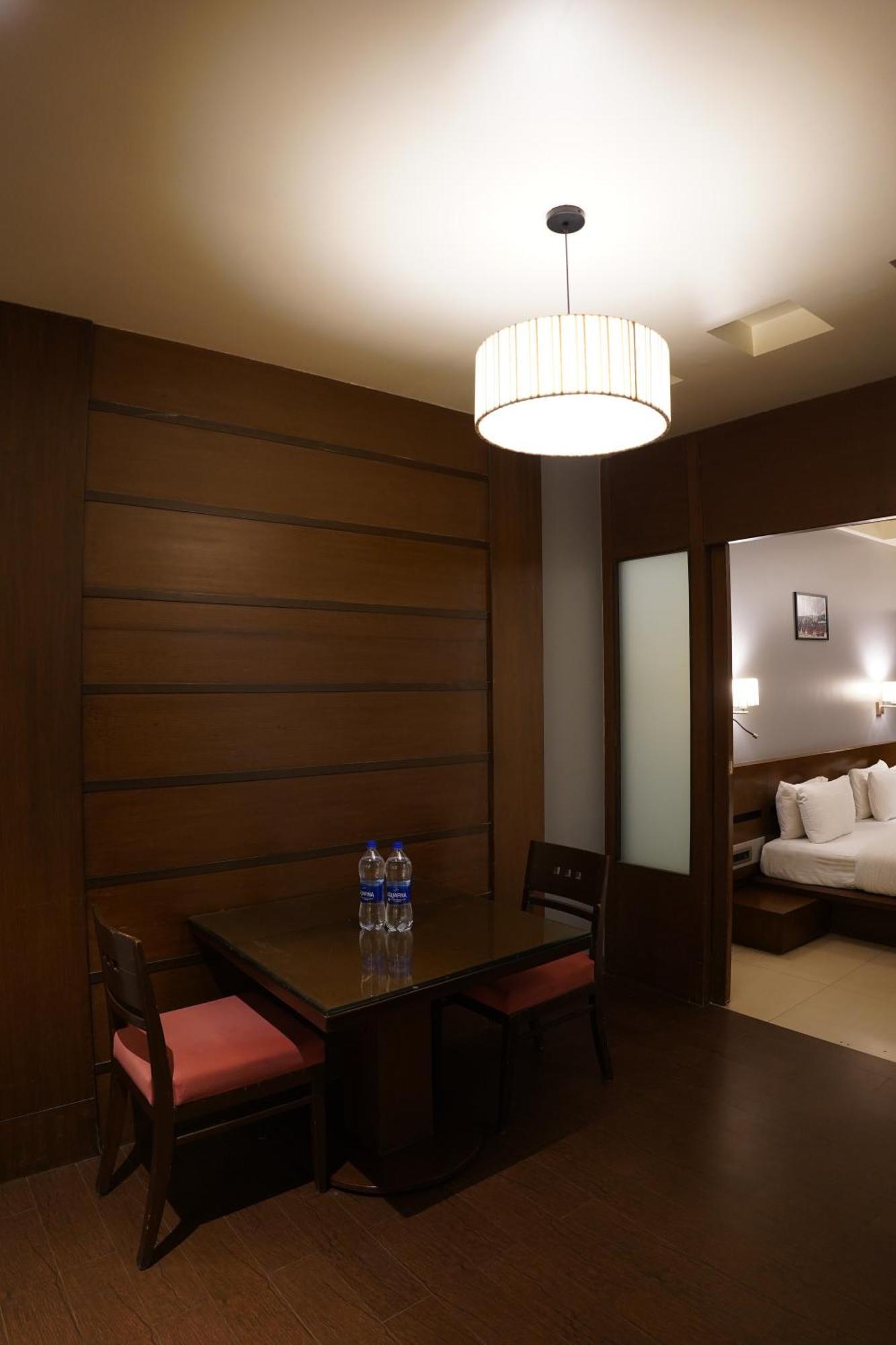 Deluxe Suite