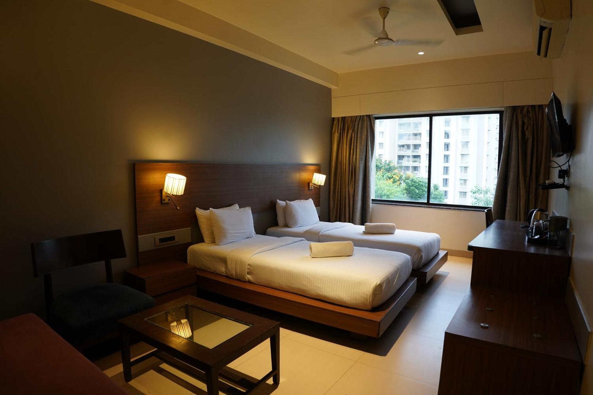 Deluxe King Room