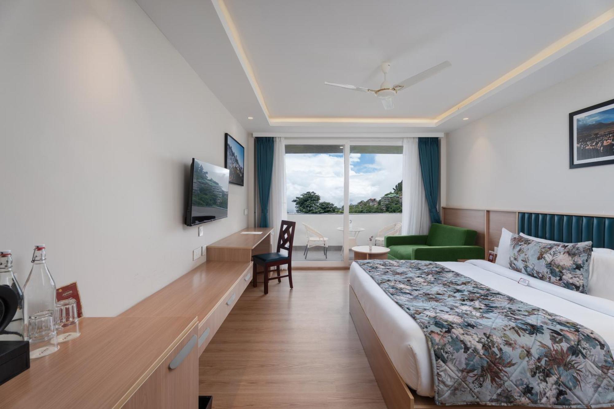 King Executive View Room with Balcony and Sofa Cum Bed,1697944026:JPEG