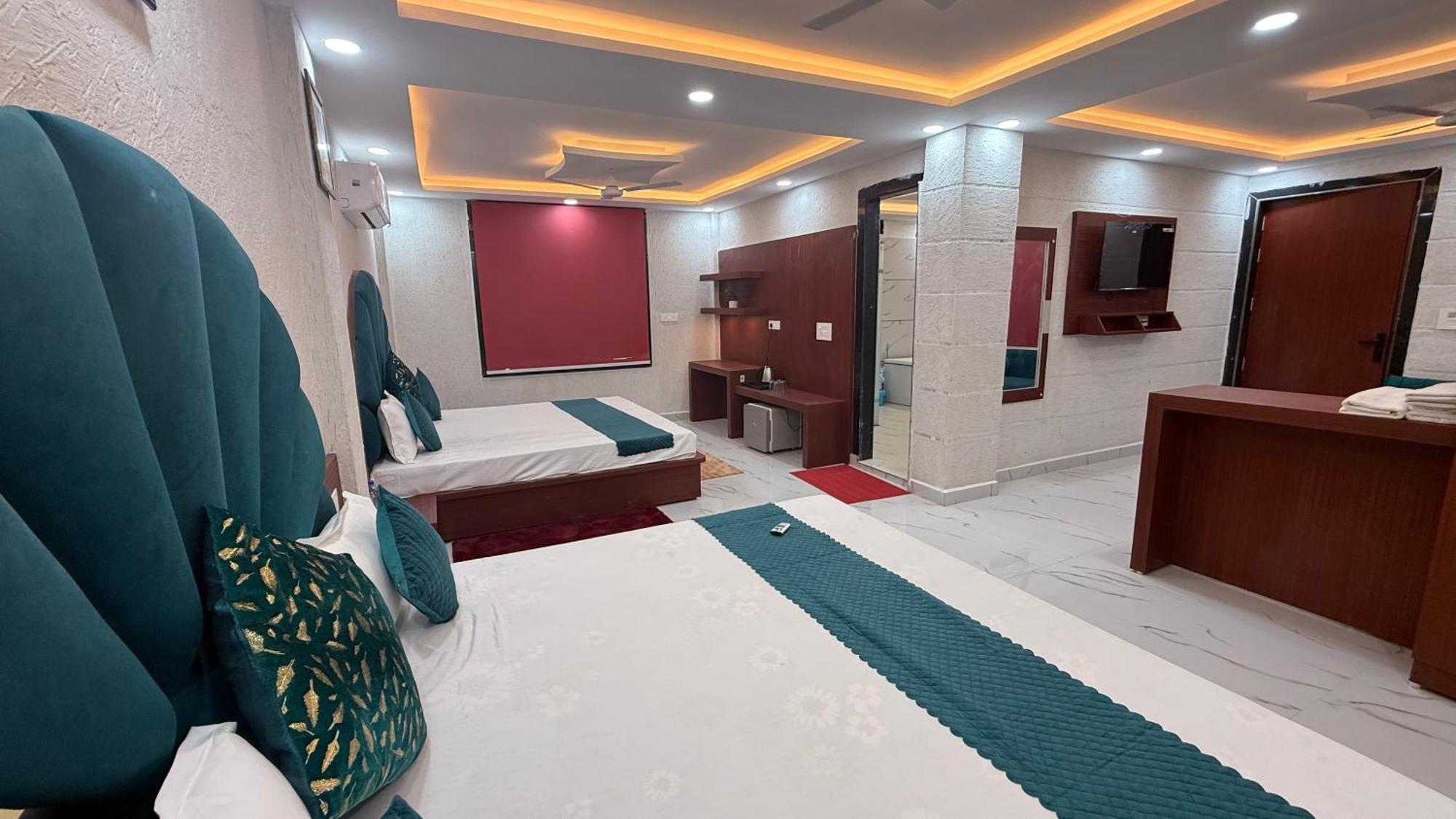 Family Room Sauna