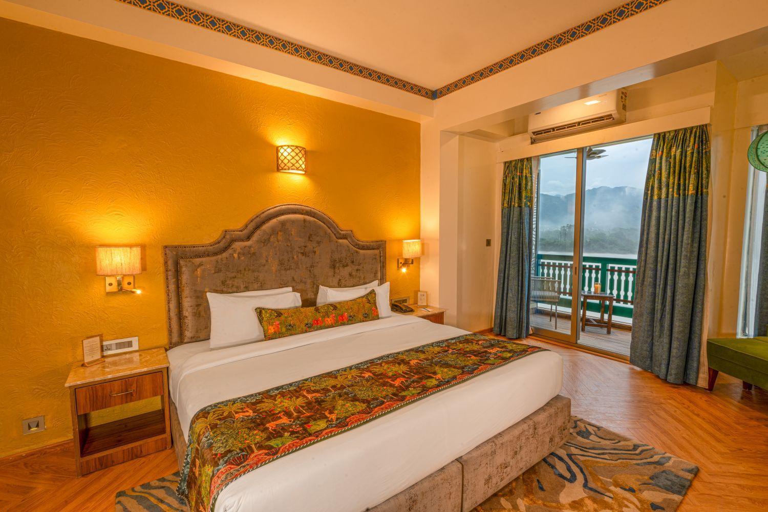 Premium Room River View Balcony