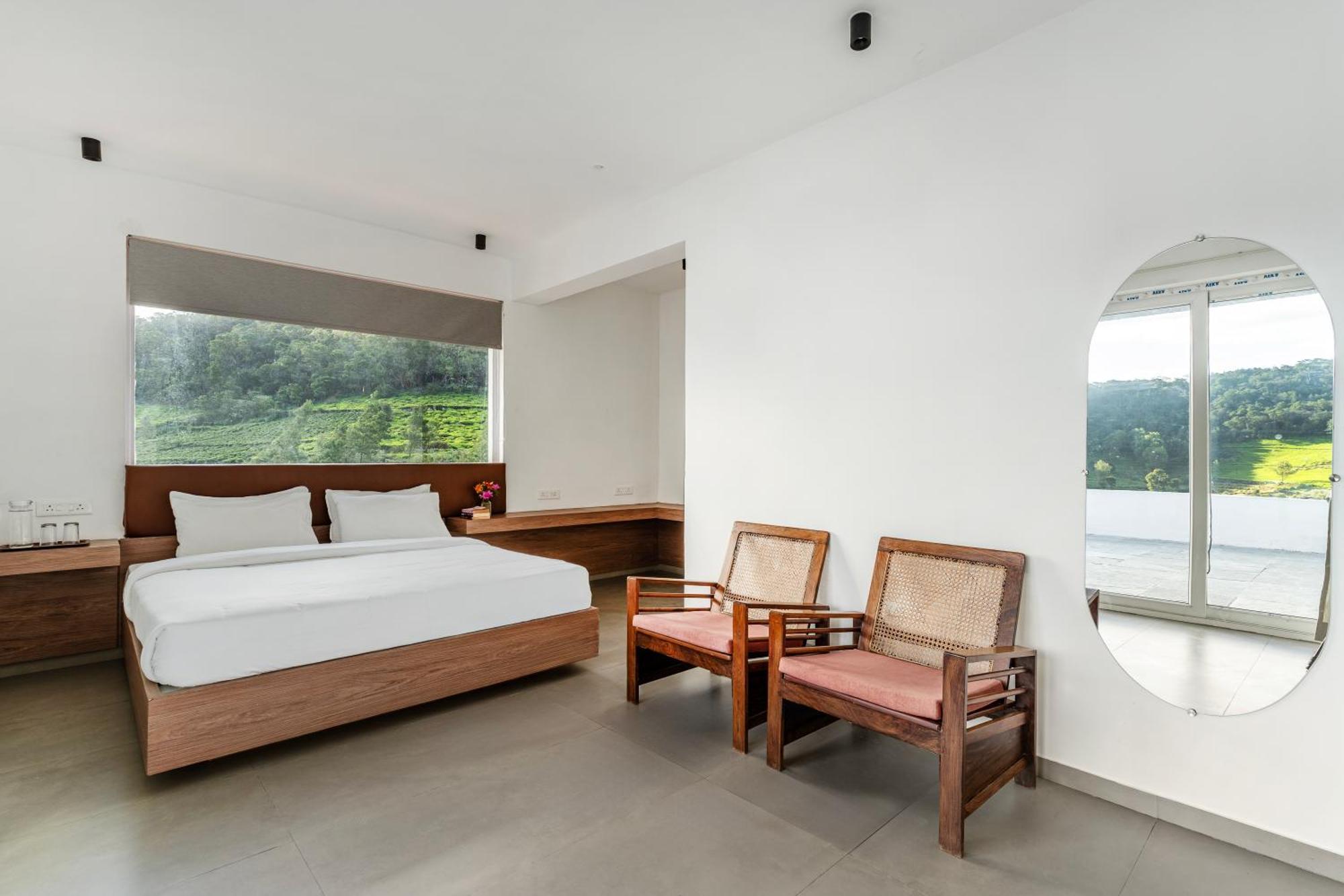 Deluxe Double or Twin Room with Garden View