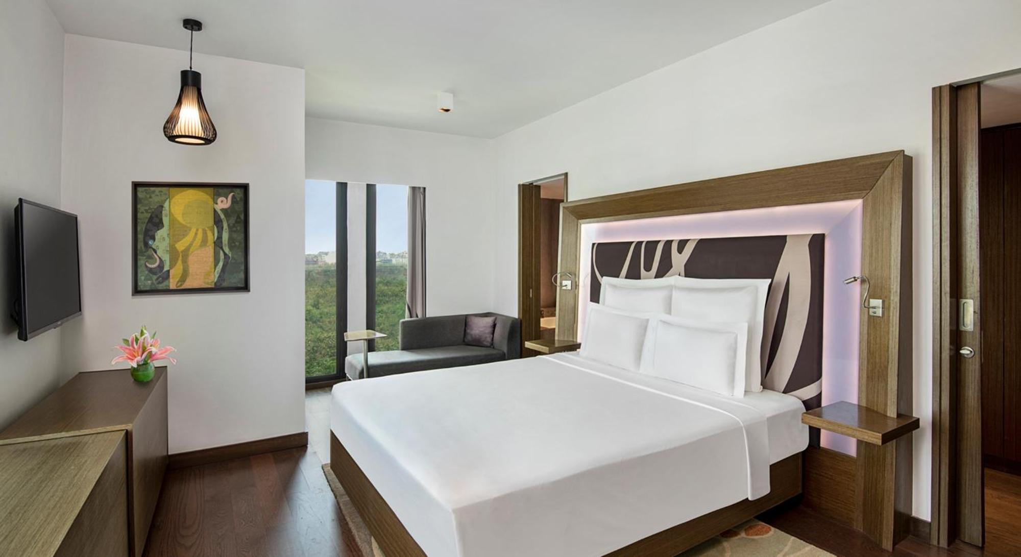 Superior Suite -2 Way Airport Transfers, Lounge Access, 20% off on F&B and Laundry,1717107791:JPEG