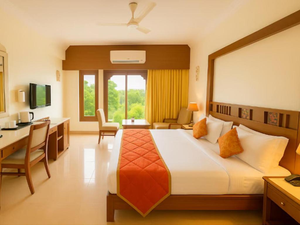 Deluxe Double or Twin Room Pool View