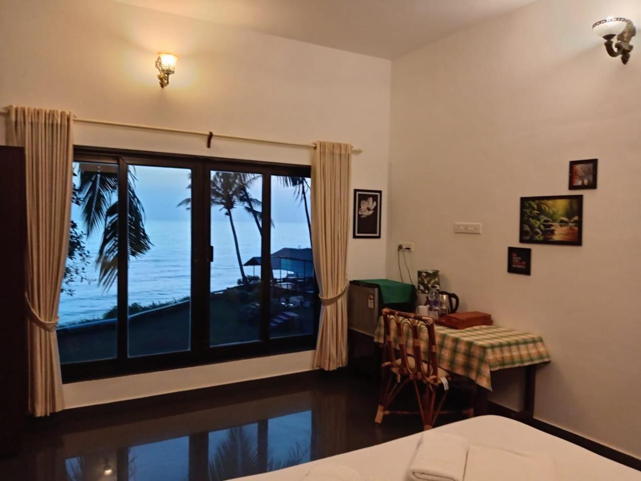 Deluxe Twin Room Sea View