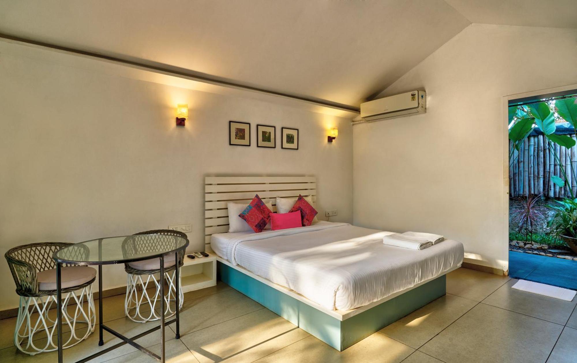 Blu Fern Cottage Private External Bathroom Welcome Drink on Arrival on Food & Soft Beverages