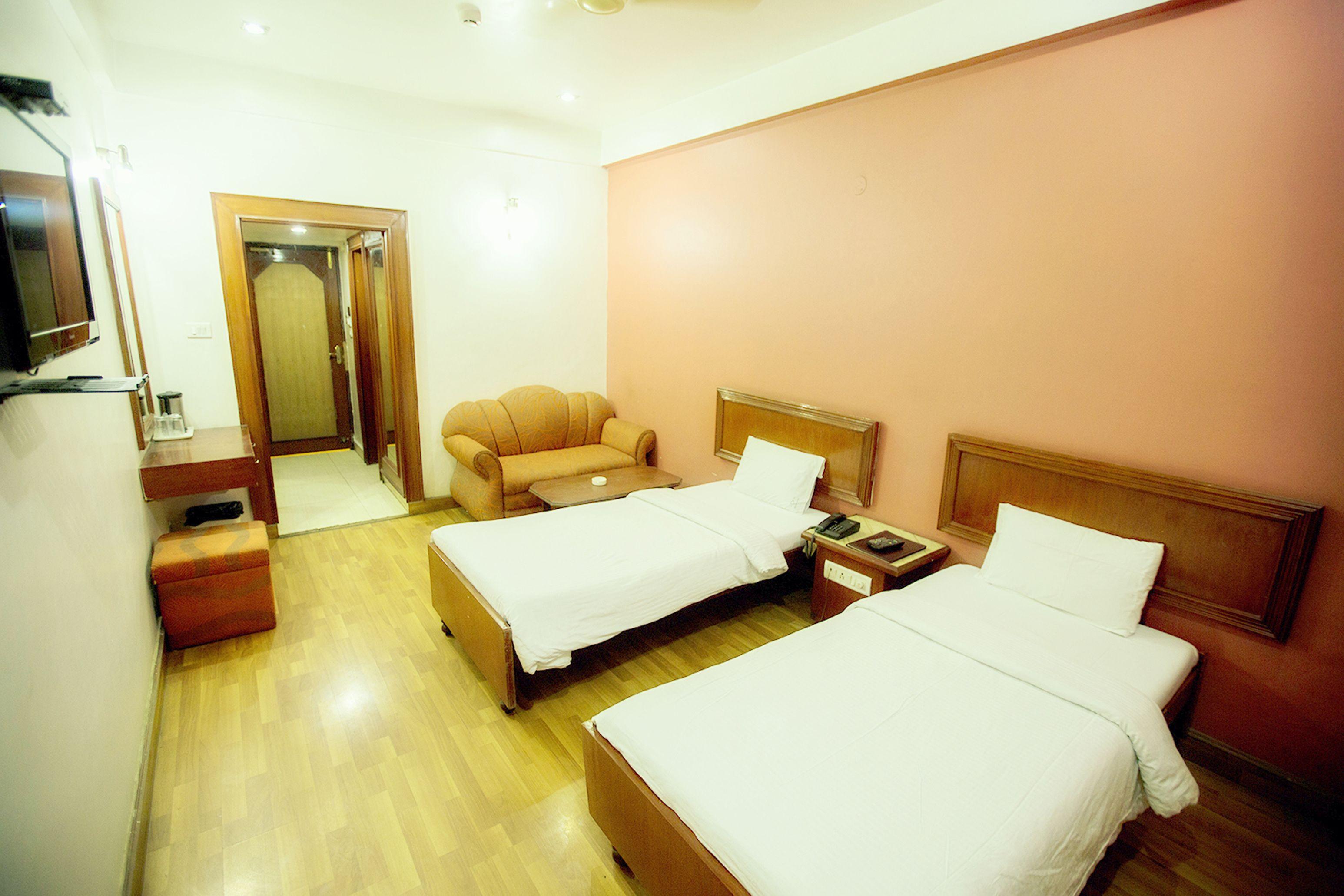 Deluxe Single Room