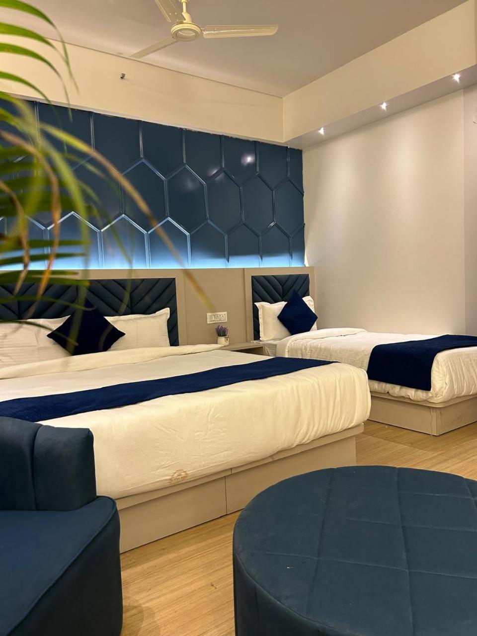 Deluxe Double or Twin Room